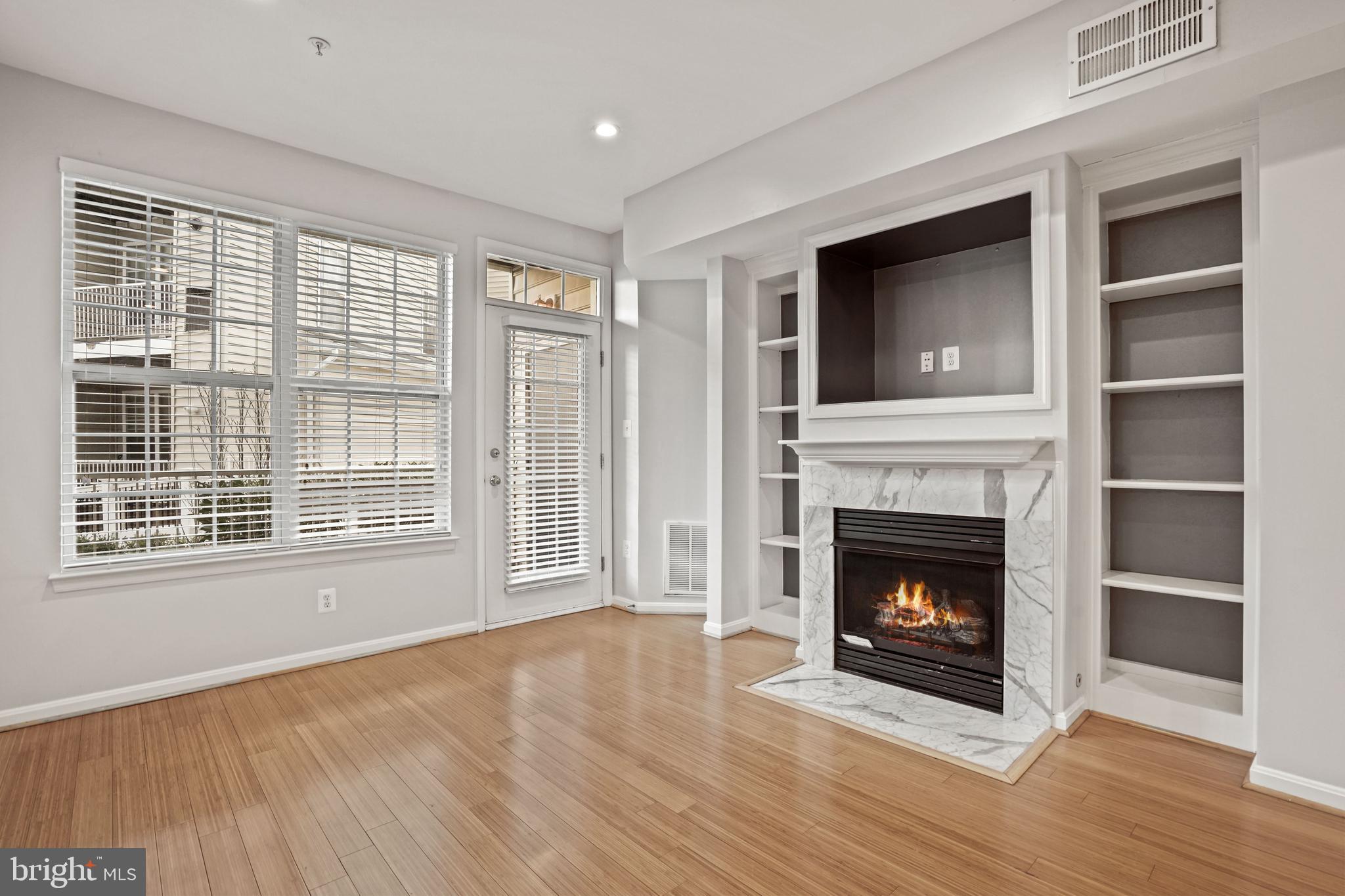 WESTBRIAR PLAZA - Residential Lease