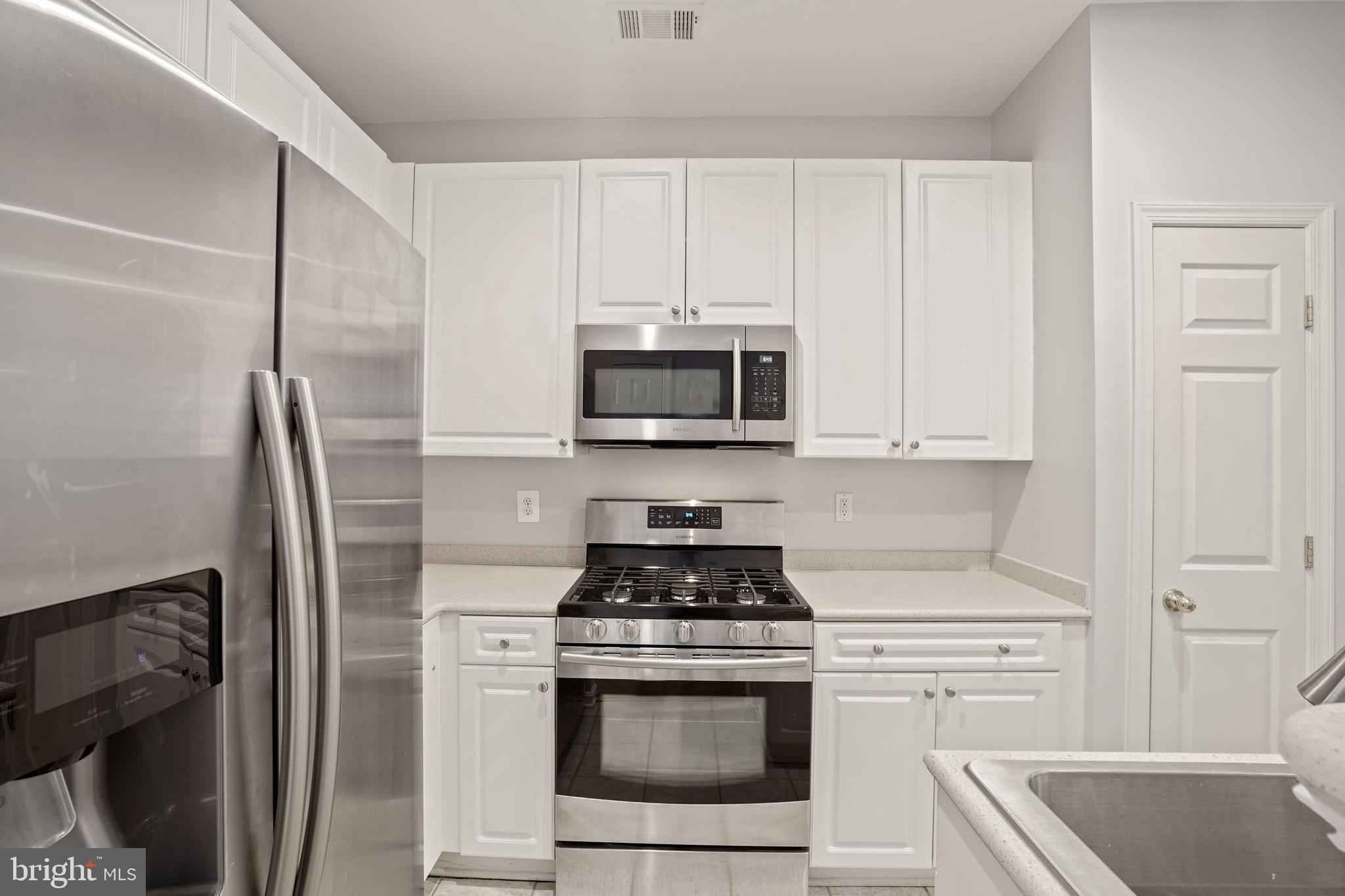 WESTBRIAR PLAZA - Residential Lease