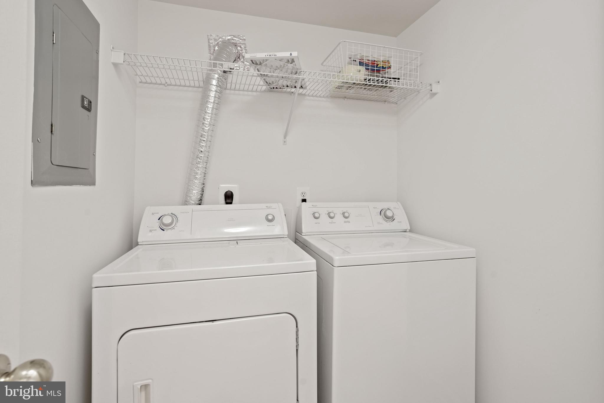 WESTBRIAR PLAZA - Residential Lease