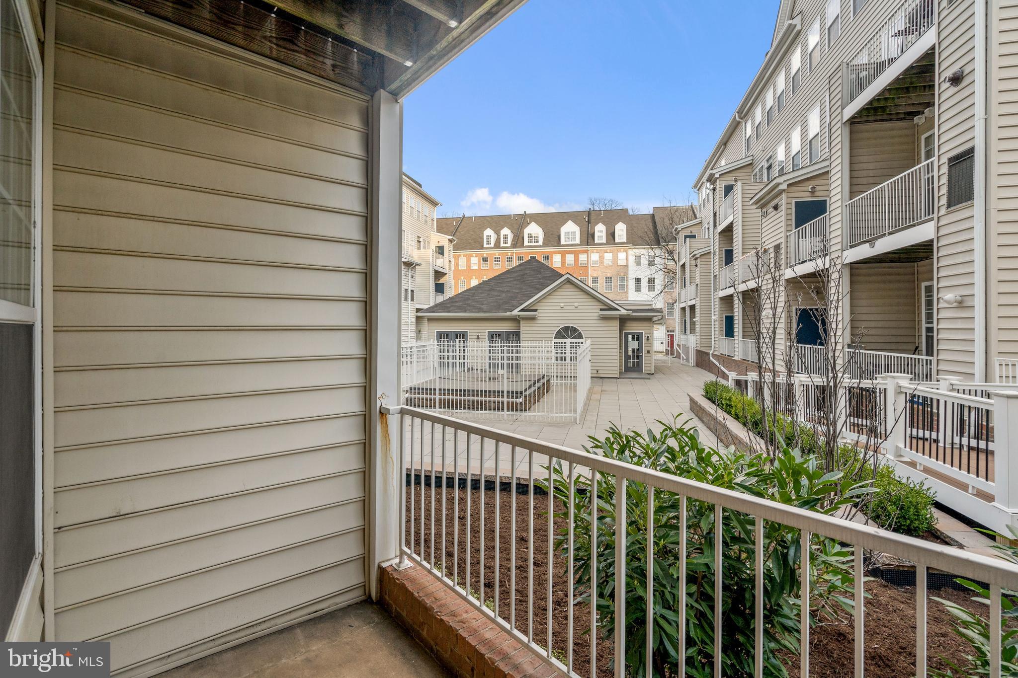 WESTBRIAR PLAZA - Residential Lease