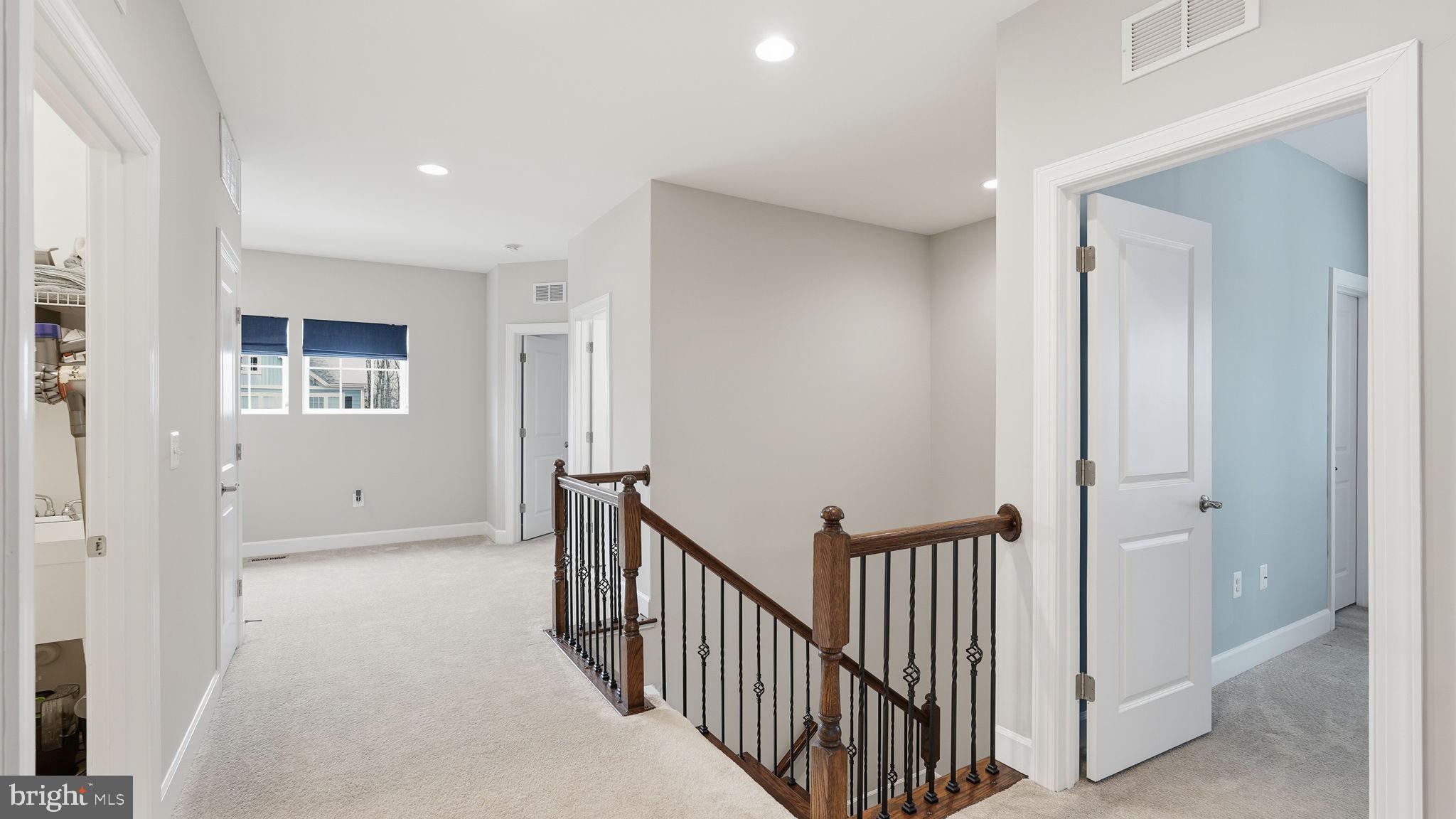 EMBREY MILL - Residential