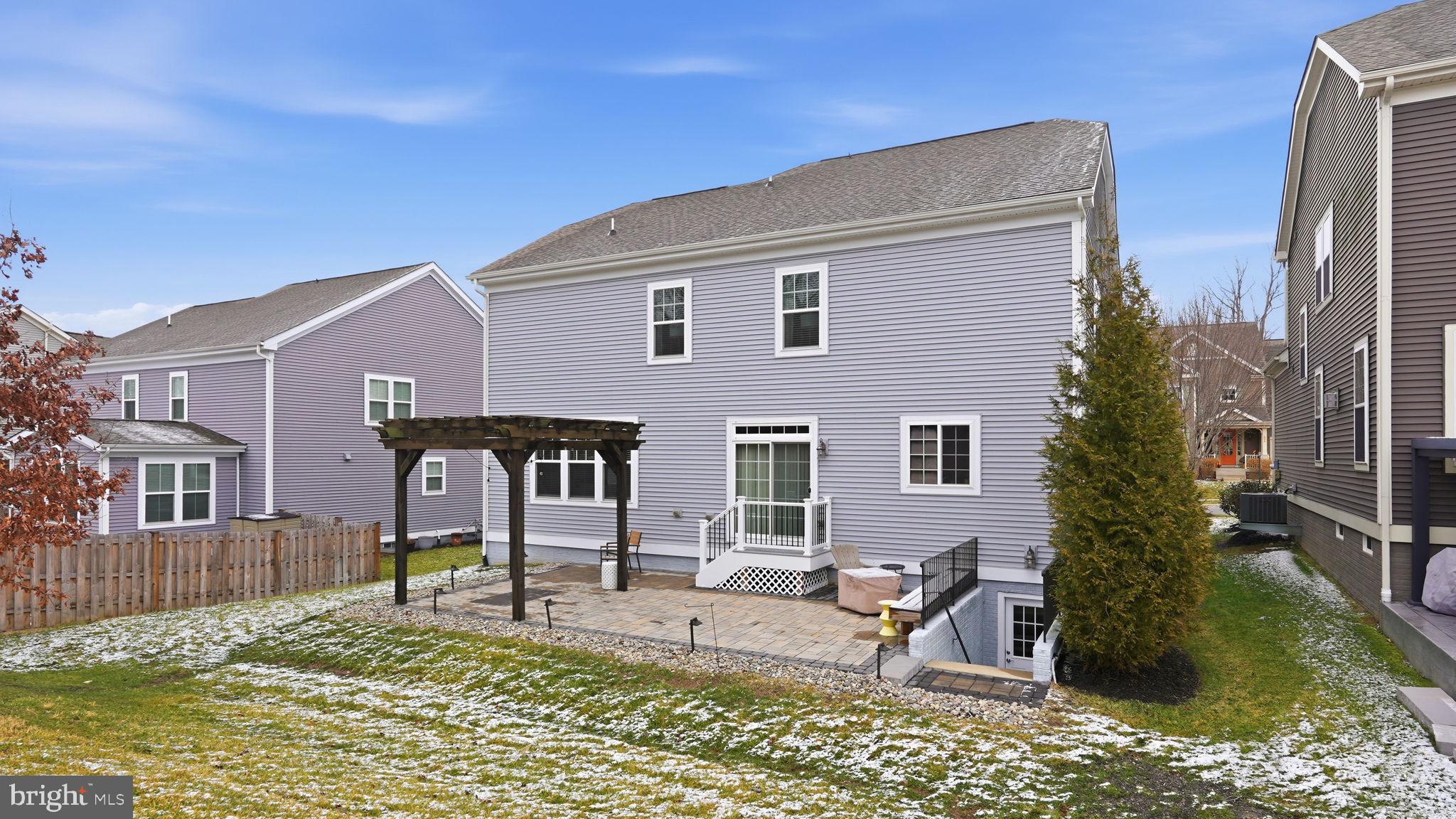 EMBREY MILL - Residential