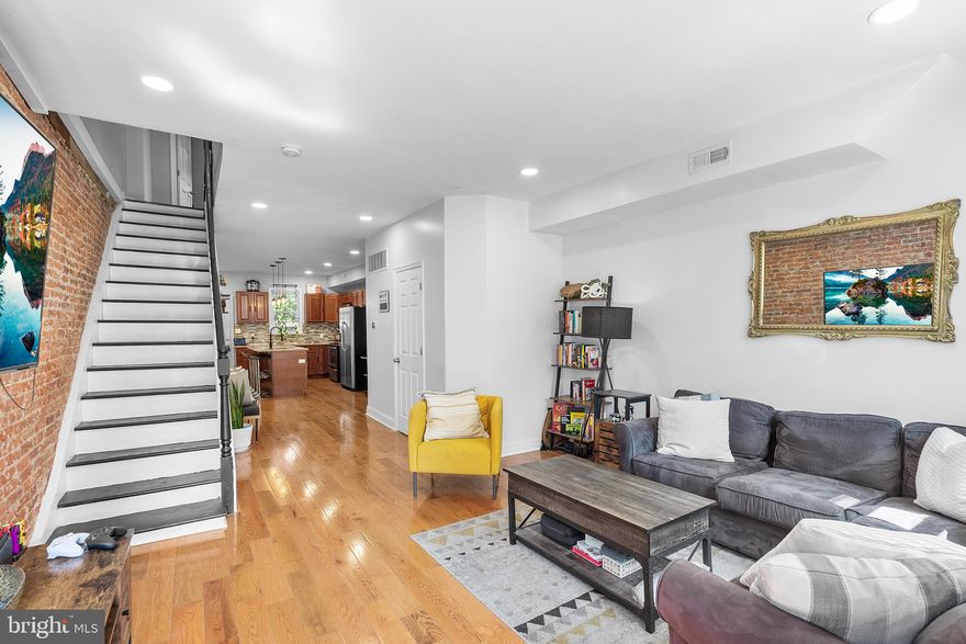 Check out this Point Breeze 3 bedroom/1.5 bath home right off Point Breeze Ave! This completely renovated townhouse has an open floor plan with living room/dining room space and an updated kitchen with stainless steel appliances and granite countertops, plus a half bath on the first floor. Upstairs, there are three bedrooms (two large and one smaller) and a full bathroom. This house features central air, recessed lighting, hardwood/laminate floors, closet space and natural light throughout. Private backyard and laundry in the basement.