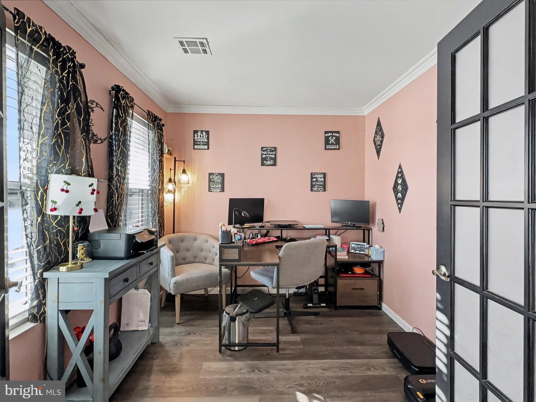 ROLLING MEADOWS - Residential