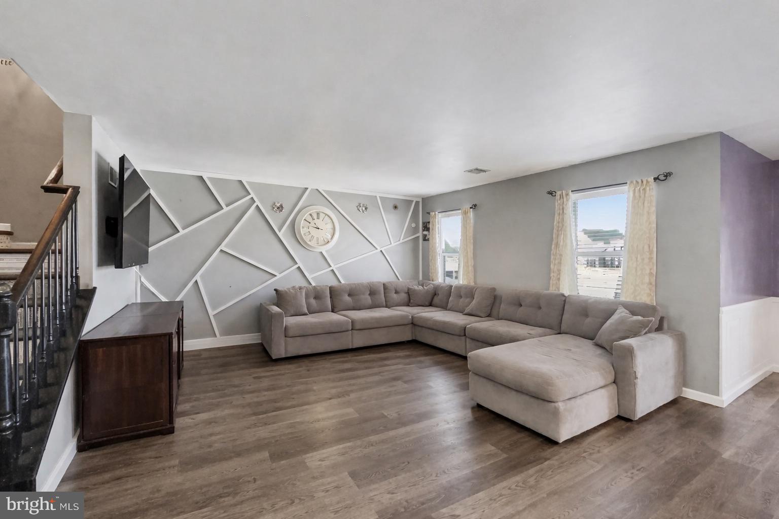 ROLLING MEADOWS - Residential