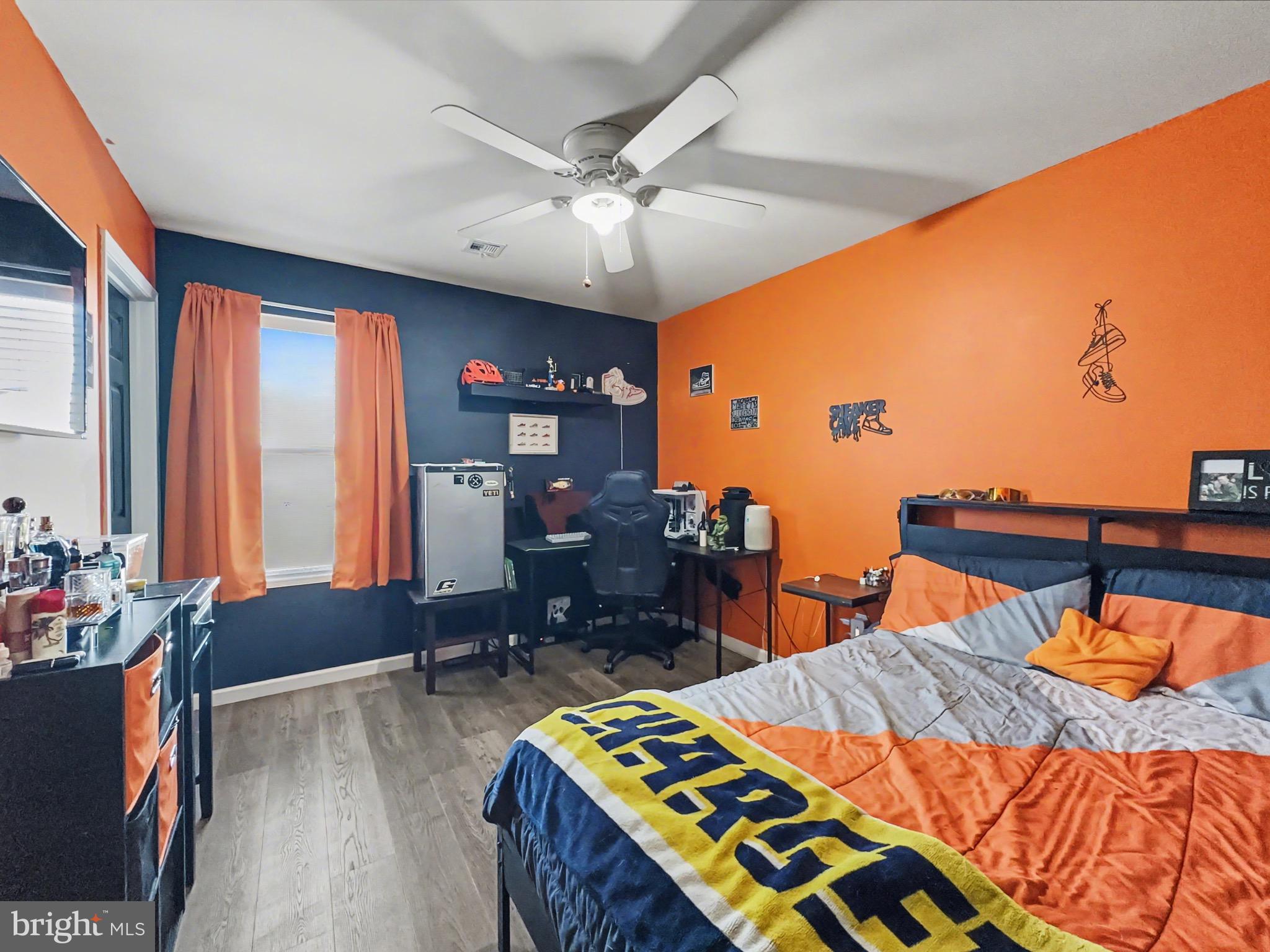 ROLLING MEADOWS - Residential