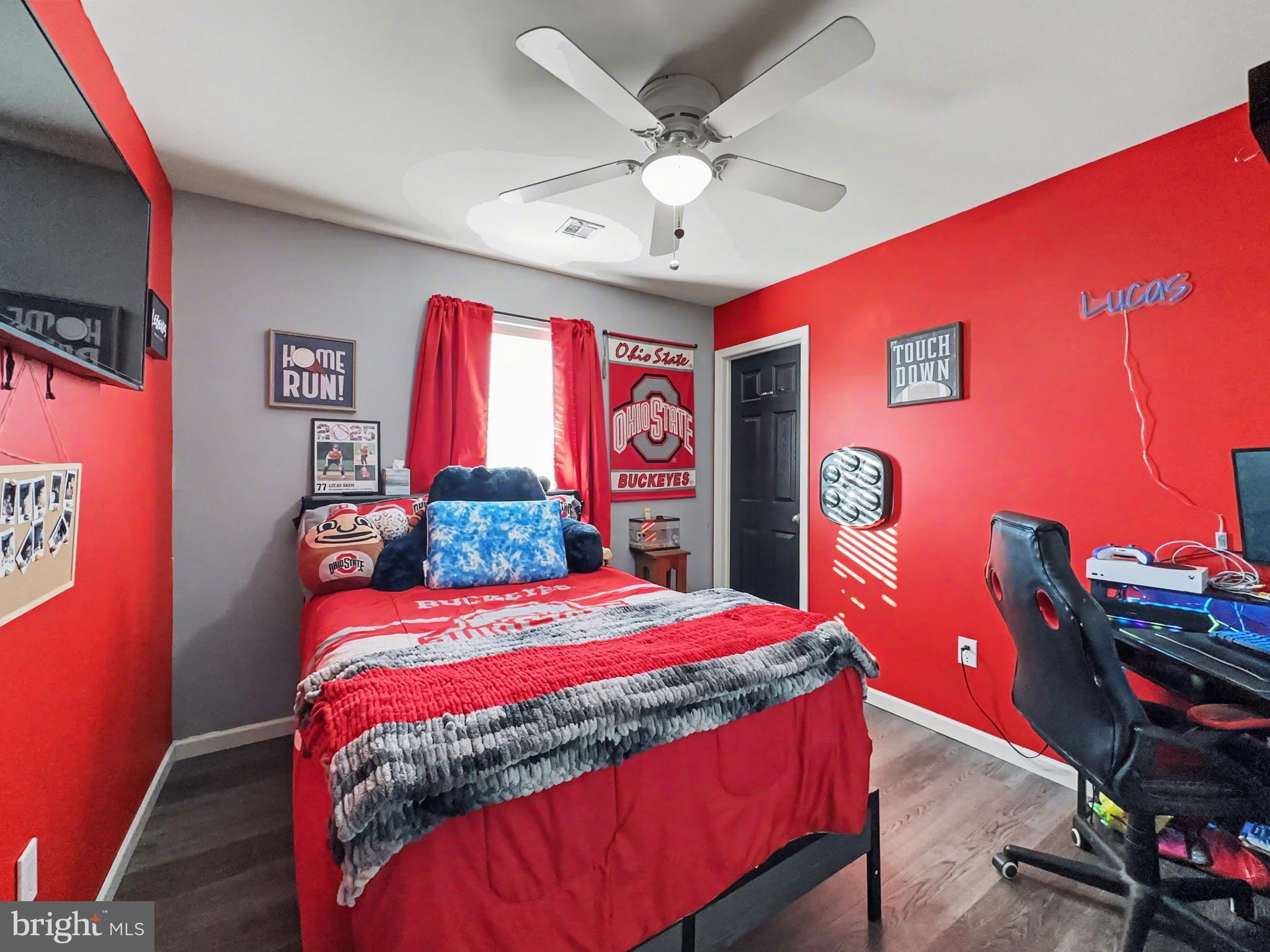 ROLLING MEADOWS - Residential