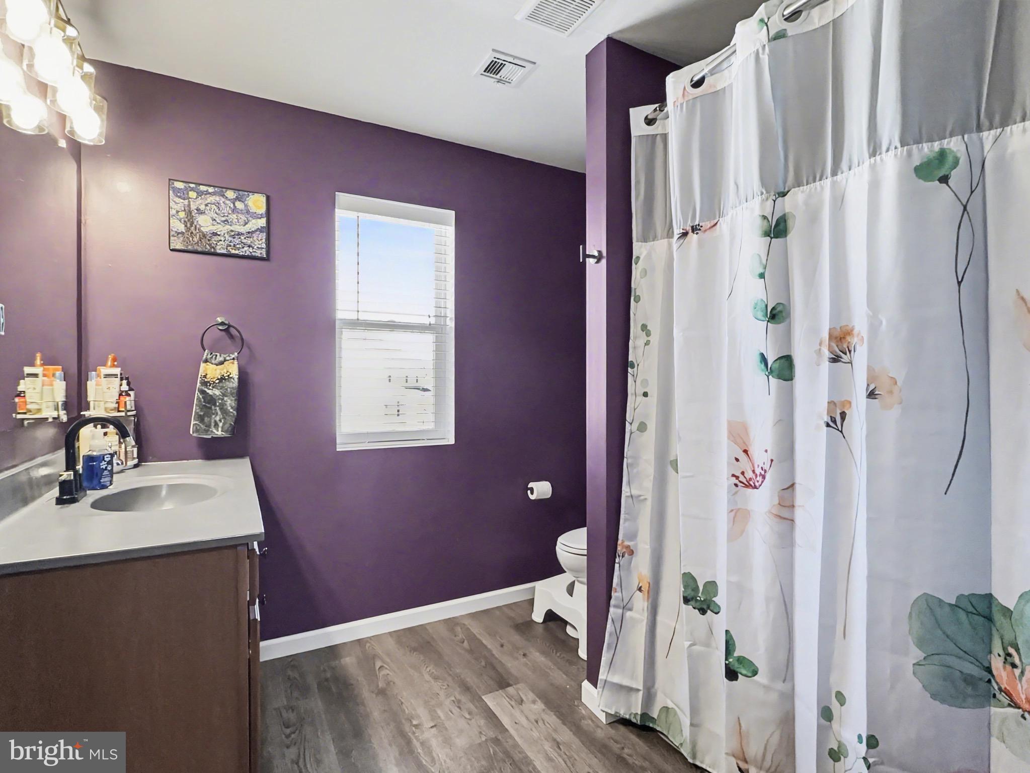 ROLLING MEADOWS - Residential