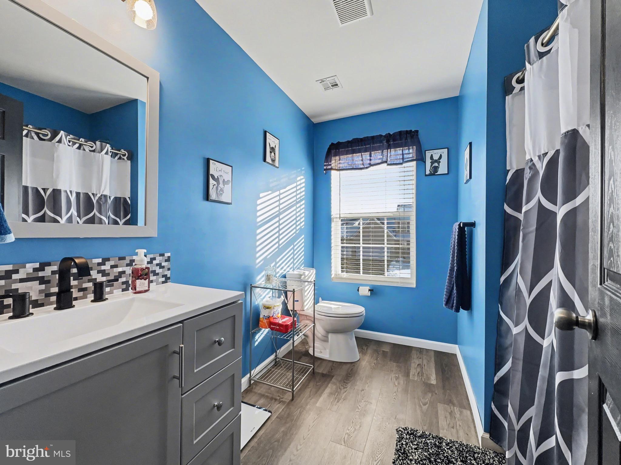 ROLLING MEADOWS - Residential