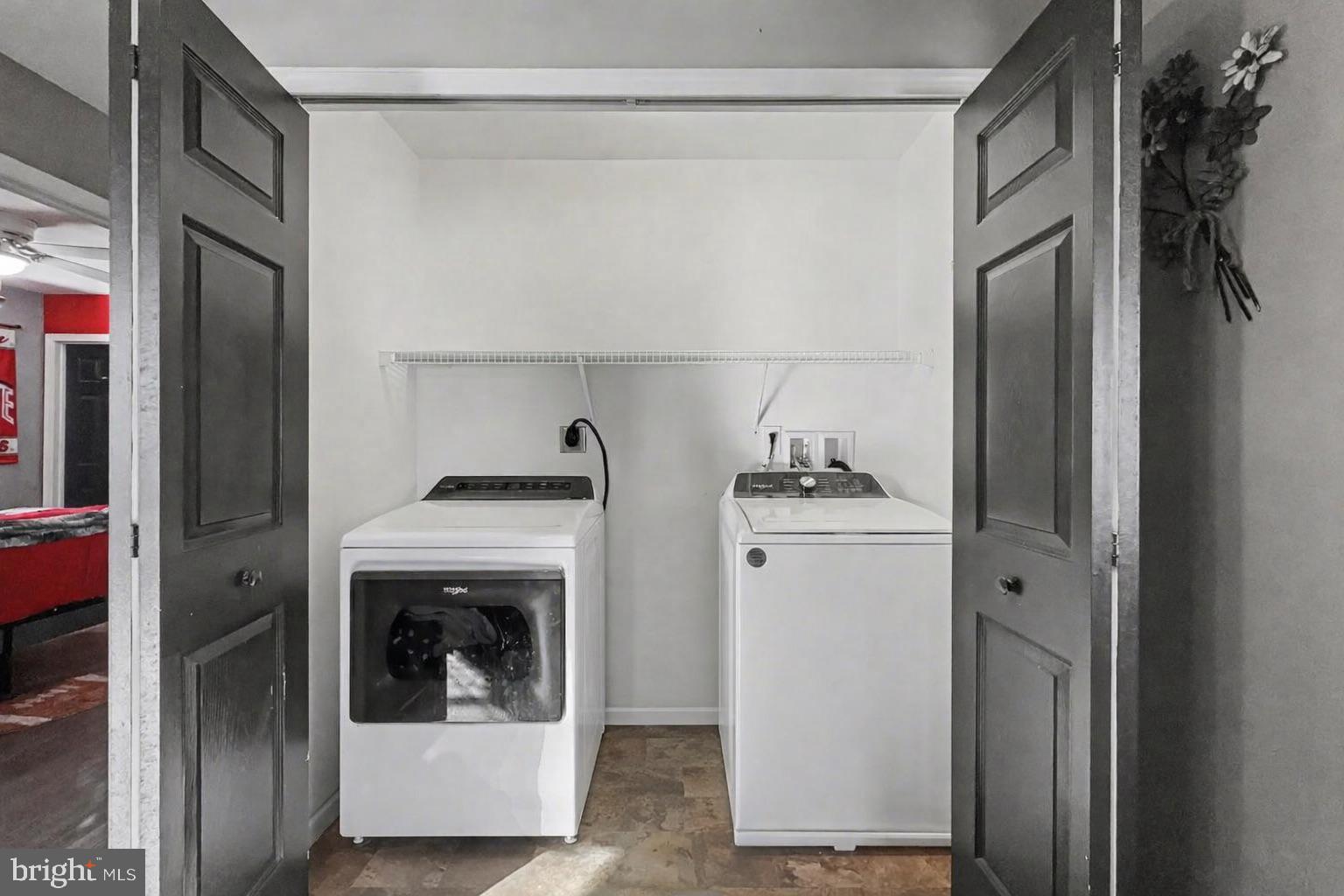 ROLLING MEADOWS - Residential