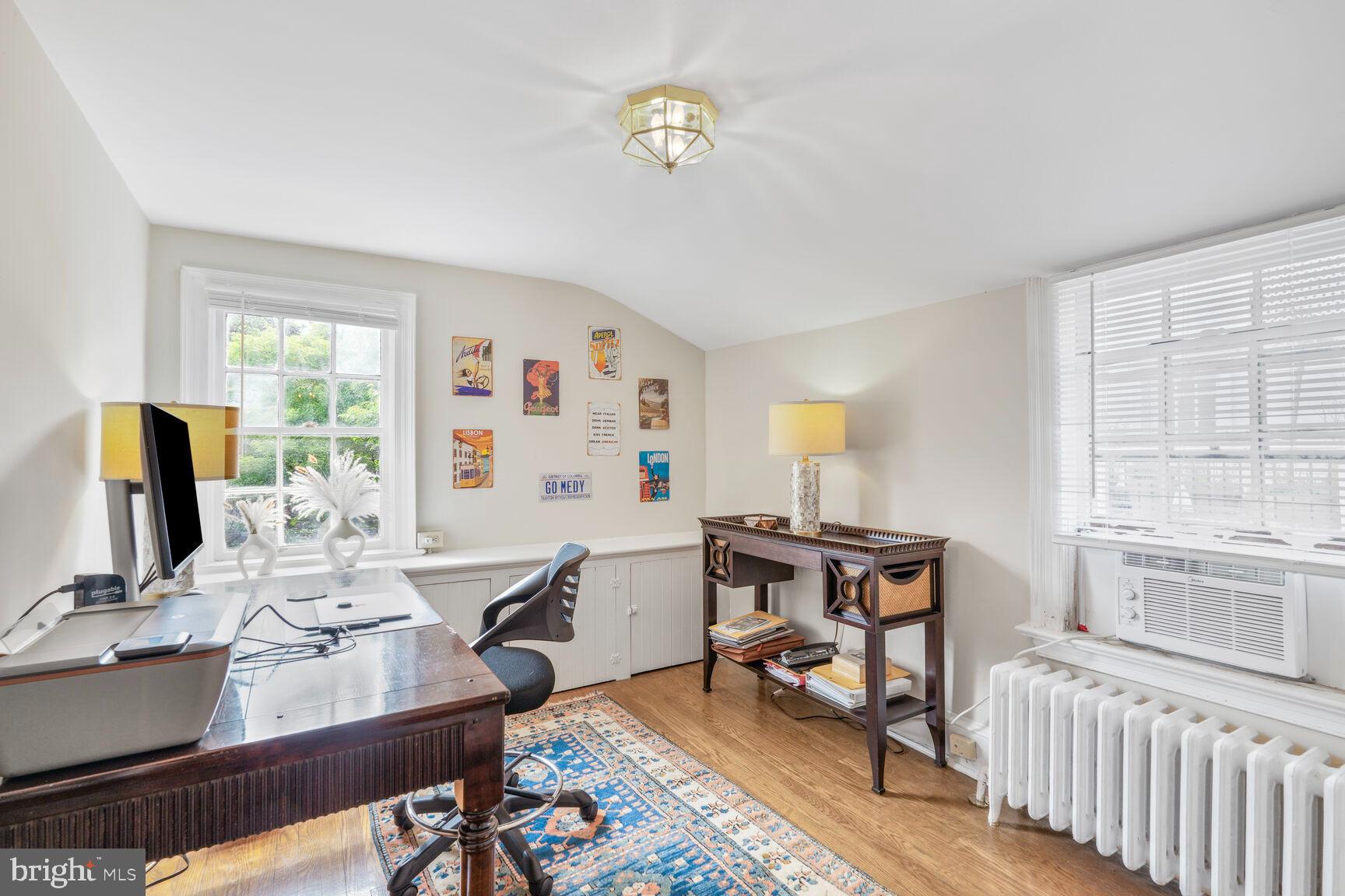 OLD TOWN ALEXANDRIA - Residential Lease