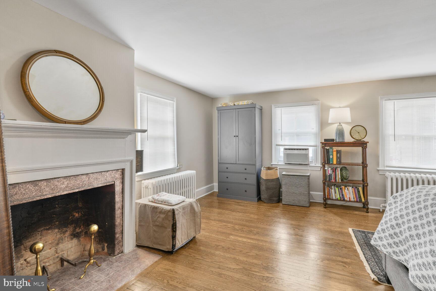 OLD TOWN ALEXANDRIA - Residential Lease