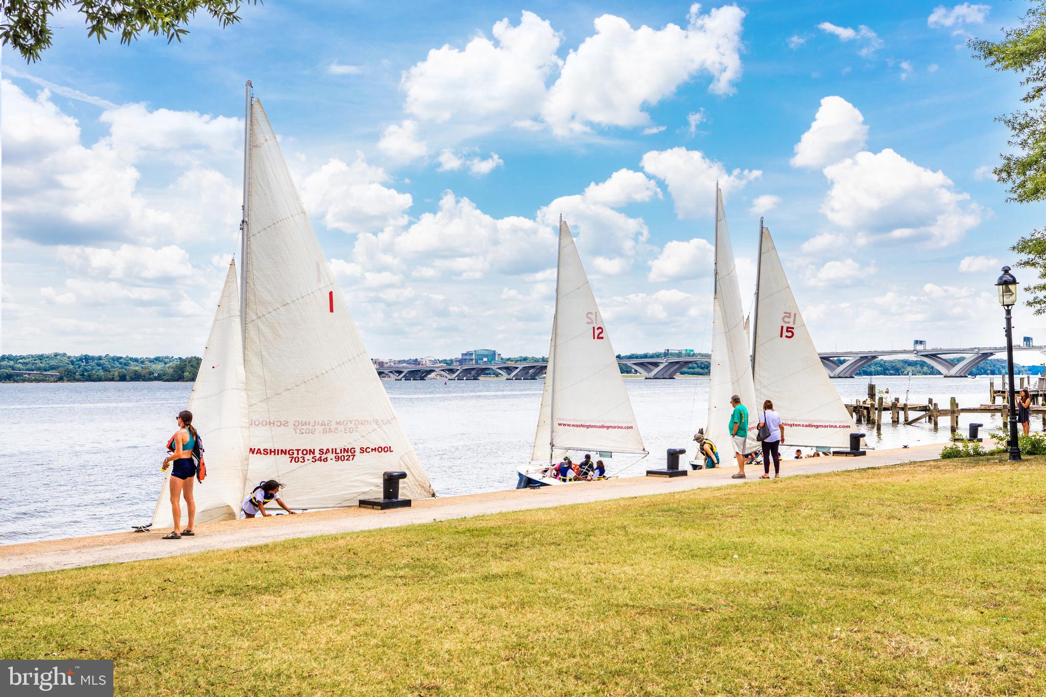 OLD TOWN ALEXANDRIA - Residential Lease