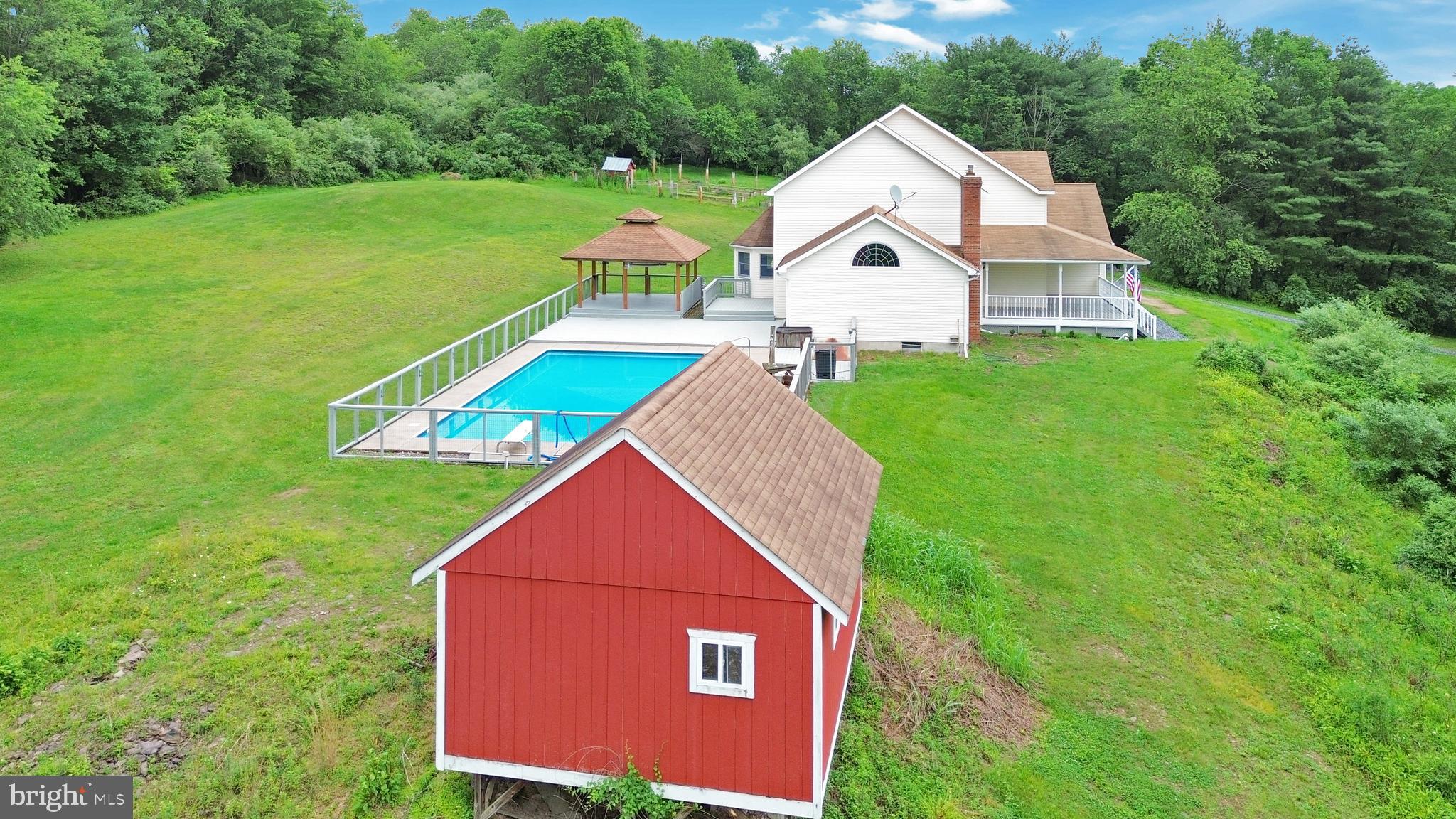 132 SYCAMORE DRIVE
