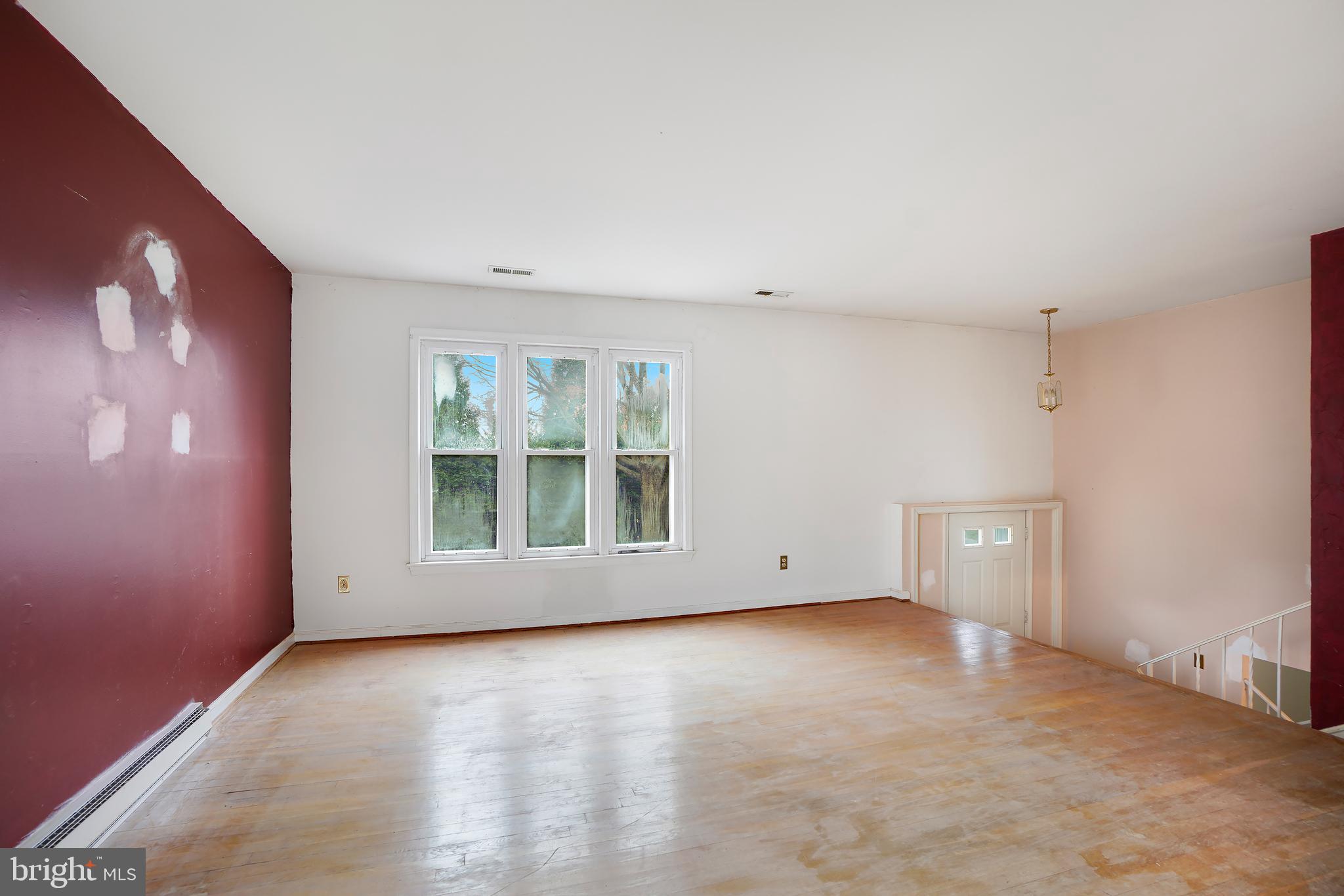 DAMASCUS OUTSIDE - Residential