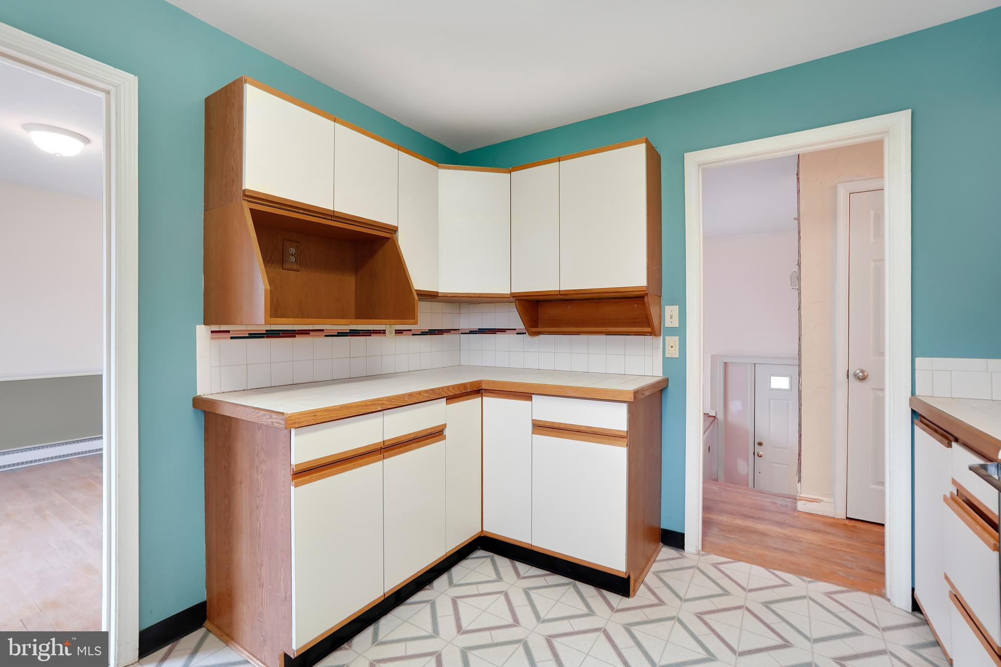 DAMASCUS OUTSIDE - Residential