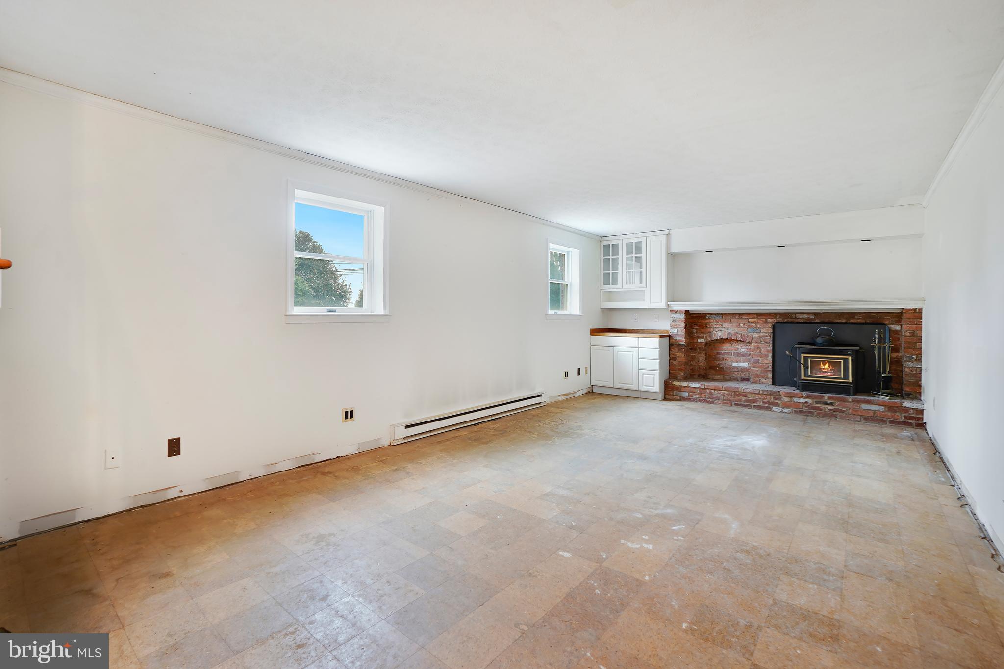 DAMASCUS OUTSIDE - Residential