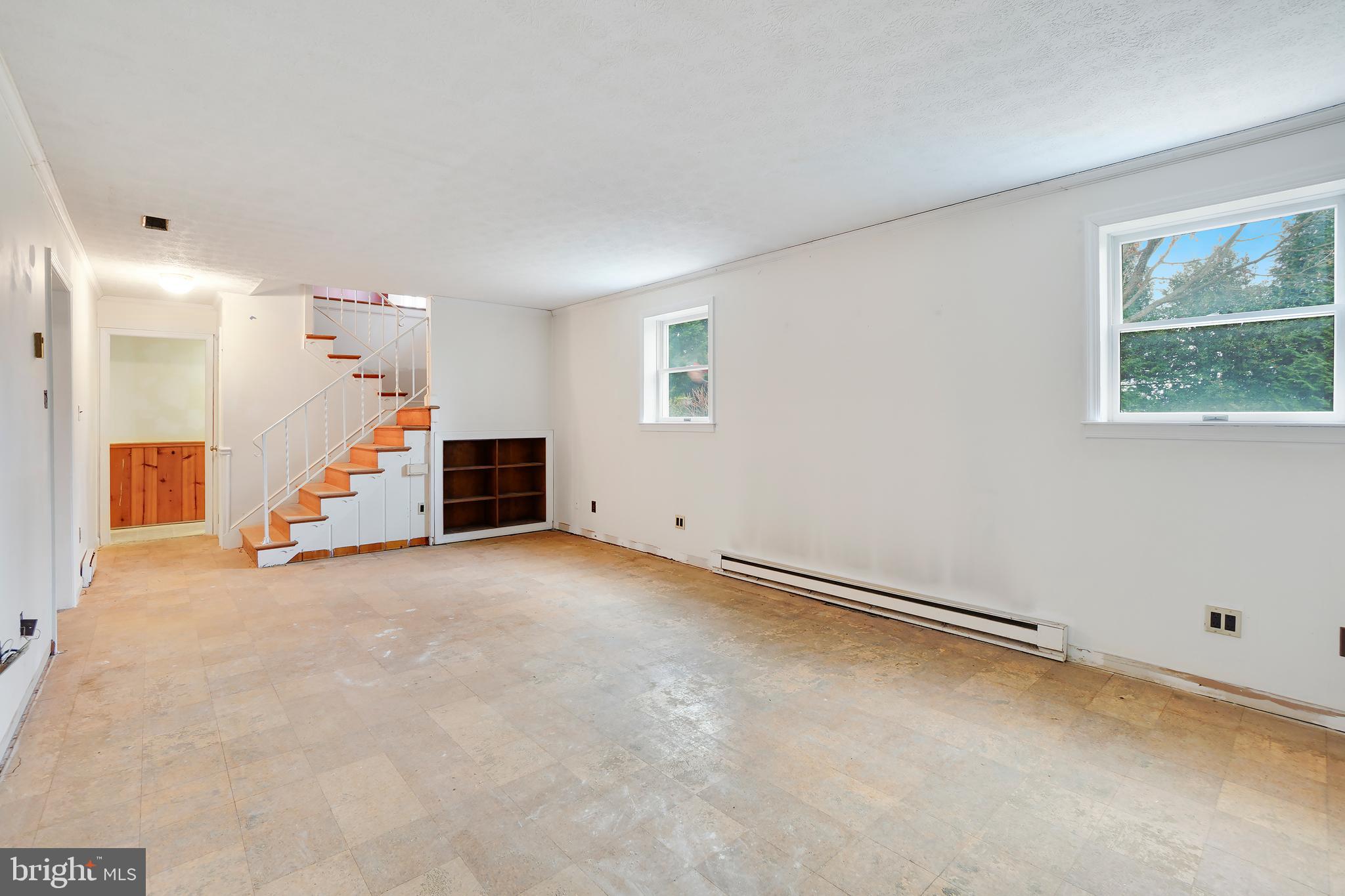 DAMASCUS OUTSIDE - Residential