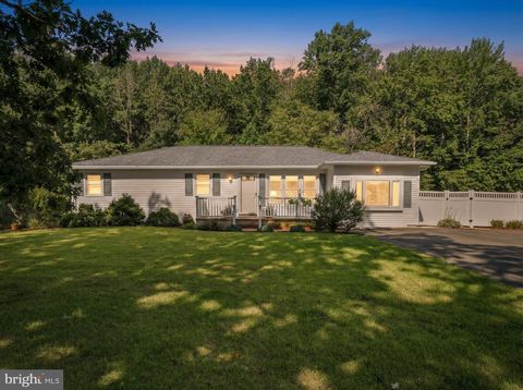 19 HIGHBRIDGE ROAD NEW EGYPT NJ 08533