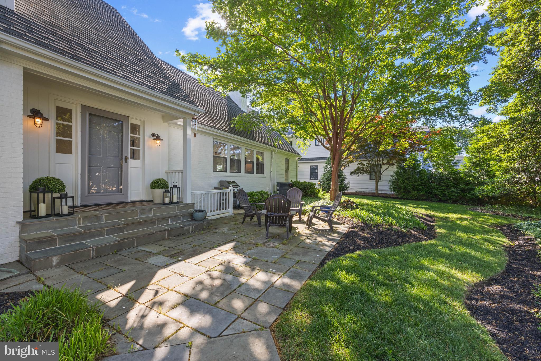 80 RIVER DRIVE