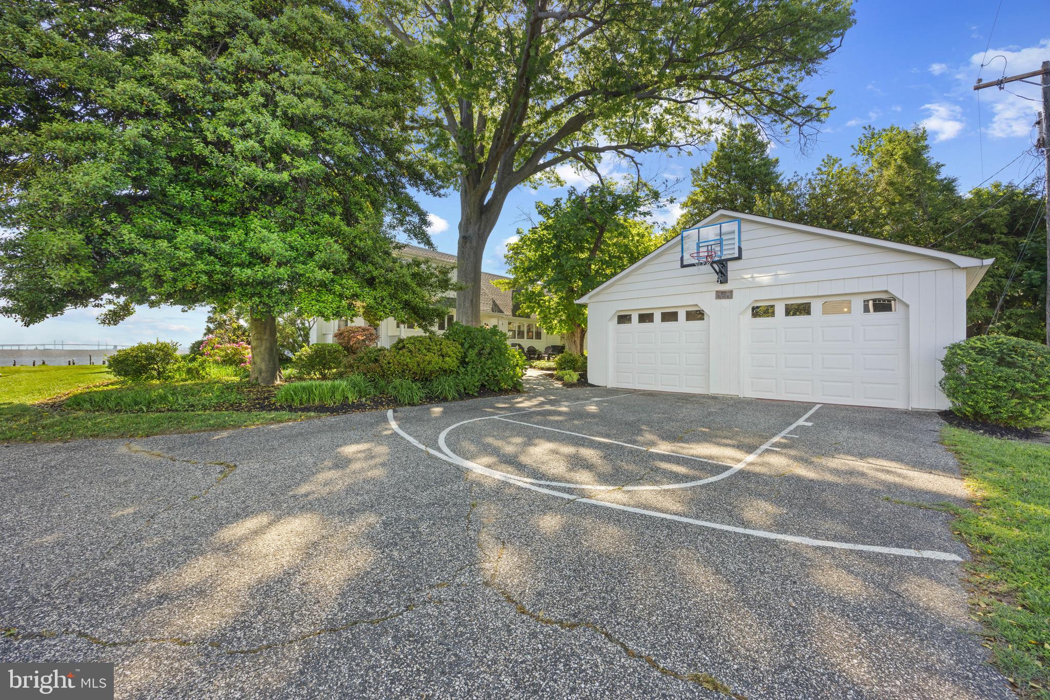 BAY RIDGE - Residential