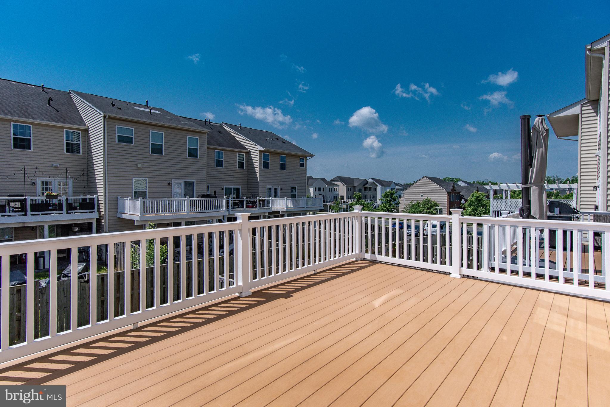 VIRGINIA MANOR - Residential