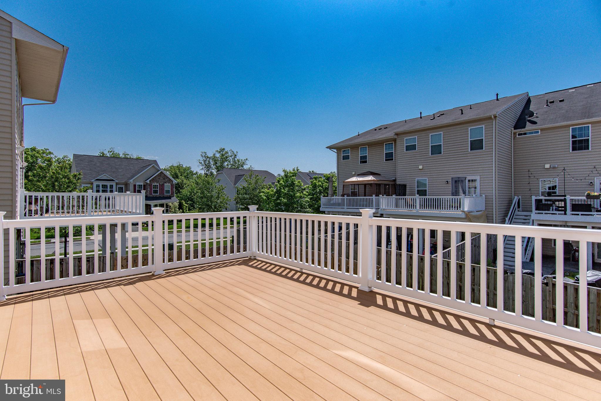 VIRGINIA MANOR - Residential