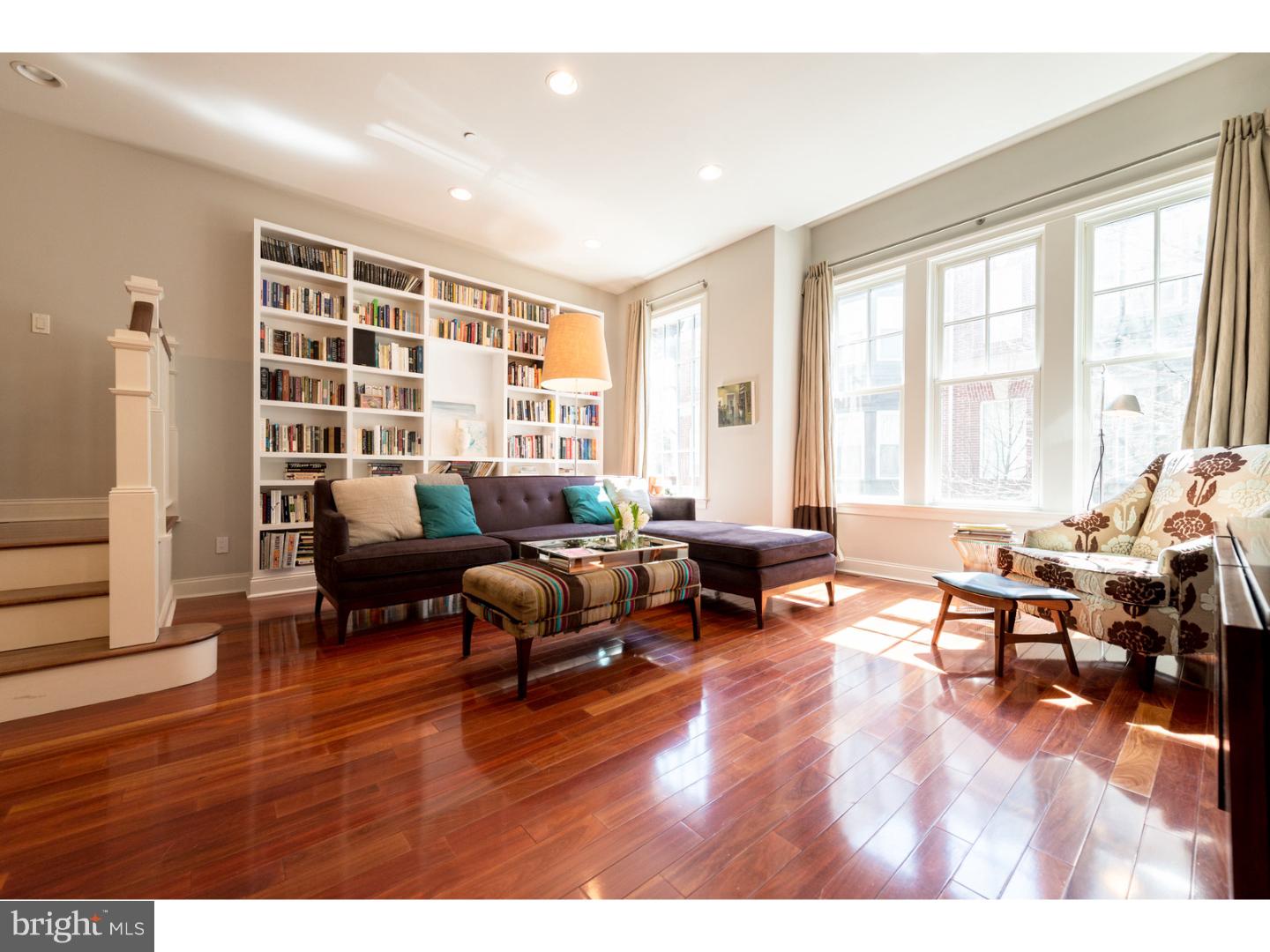 SOCIETY HILL - Residential