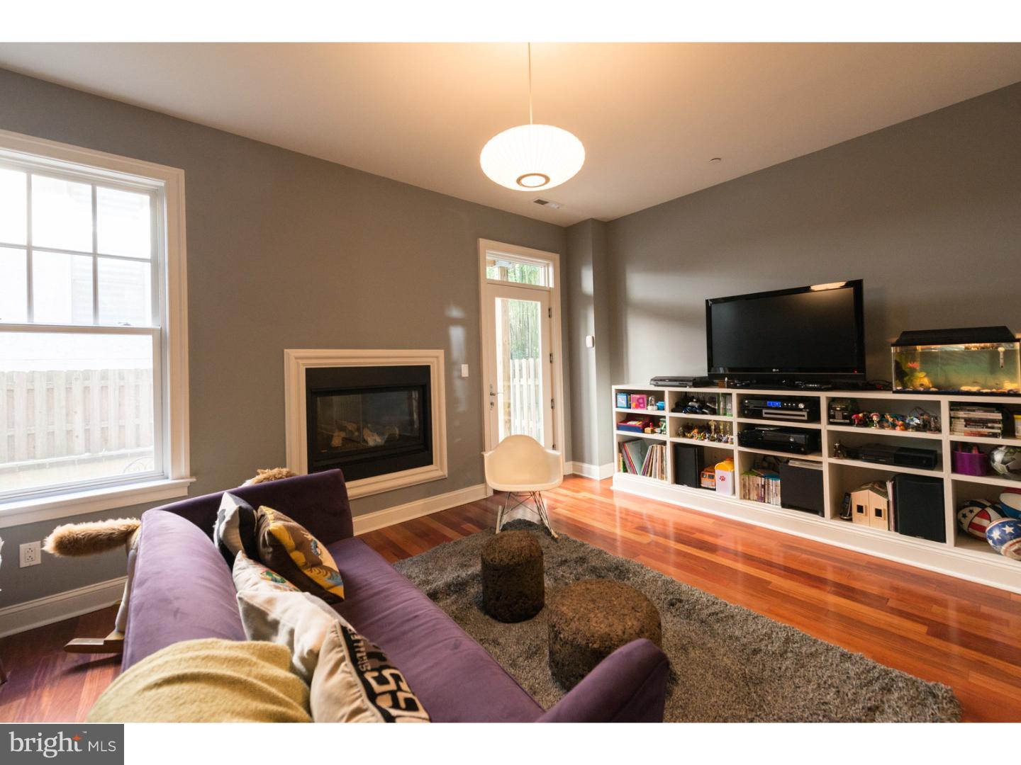 SOCIETY HILL - Residential