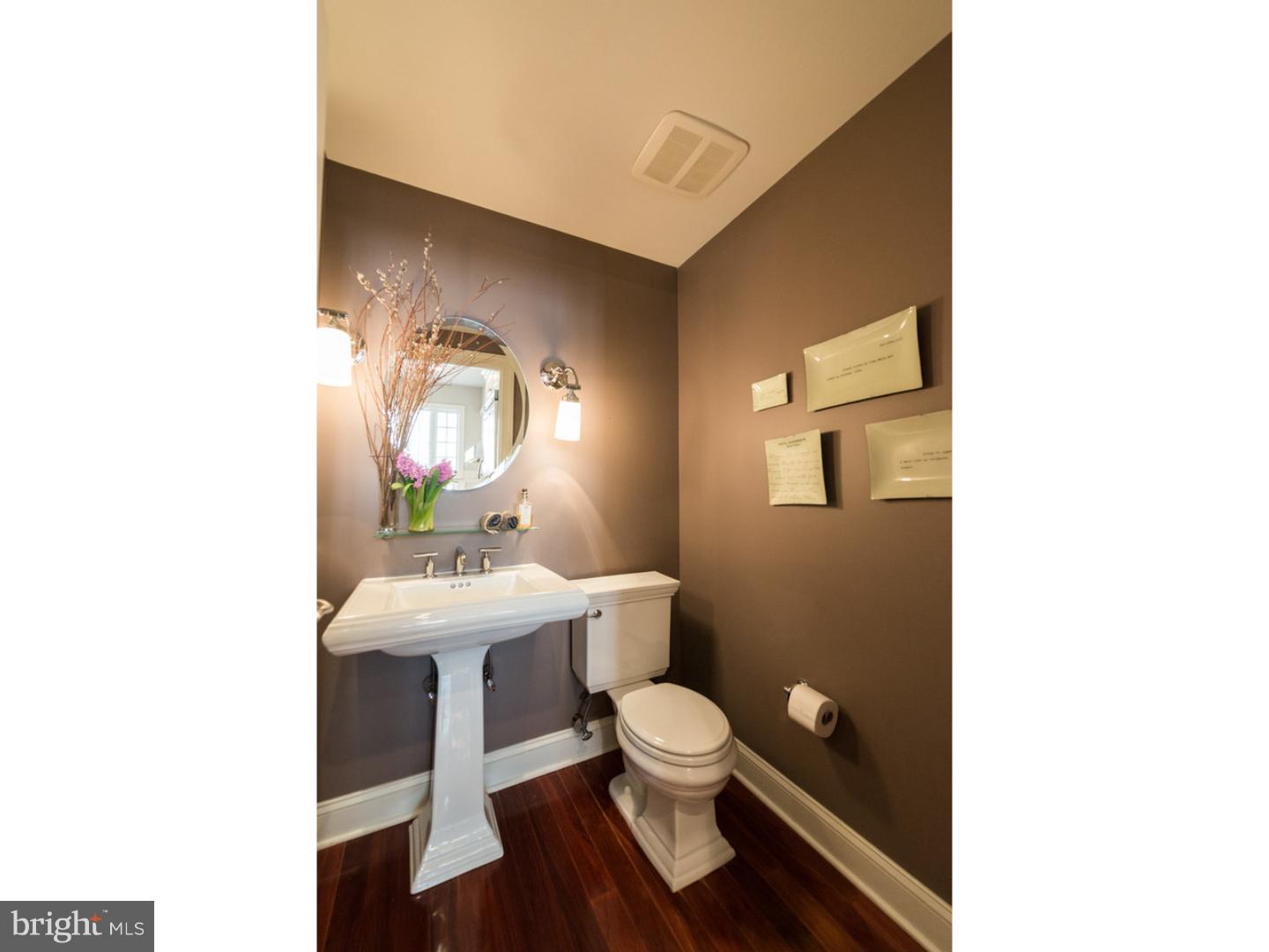 SOCIETY HILL - Residential