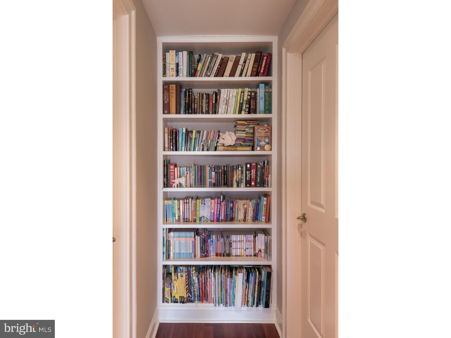 SOCIETY HILL - Residential