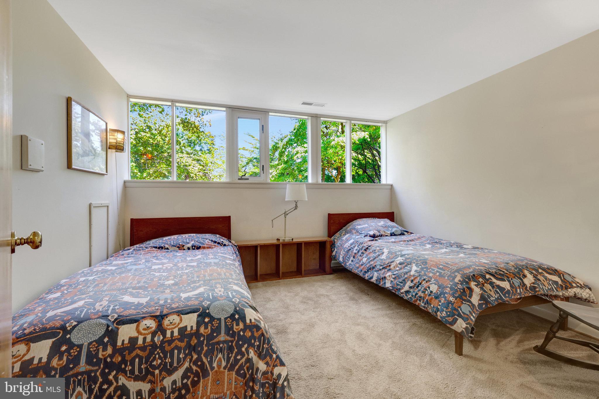 BRYN MAWR - Residential