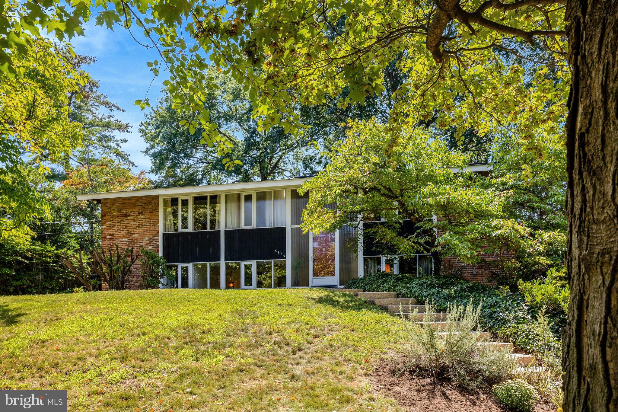 BRYN MAWR - Residential