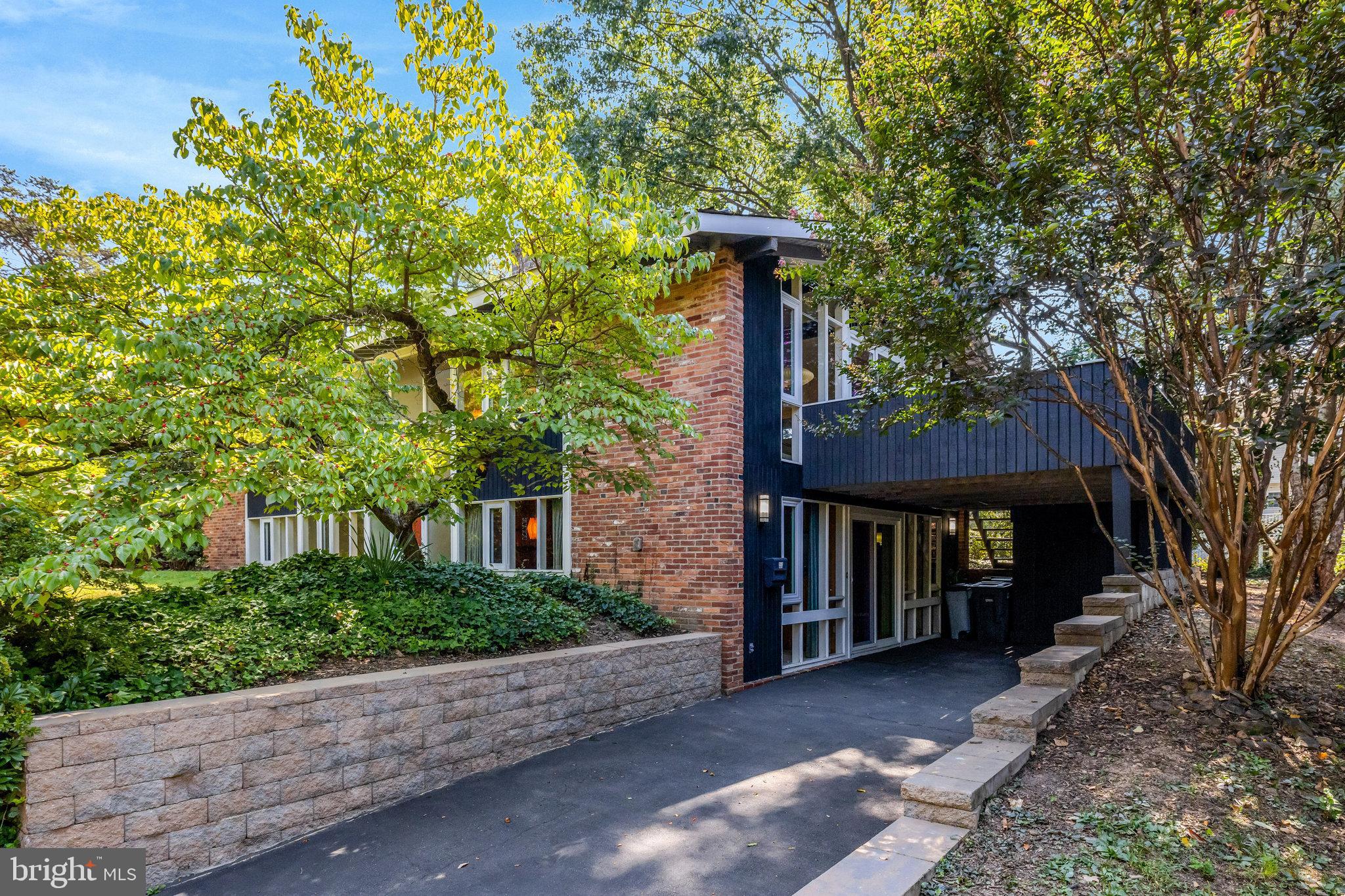 BRYN MAWR - Residential