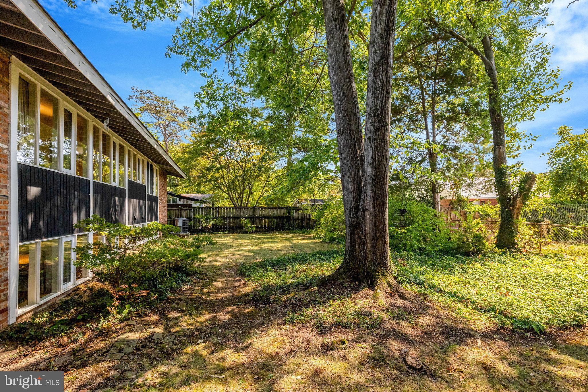 BRYN MAWR - Residential