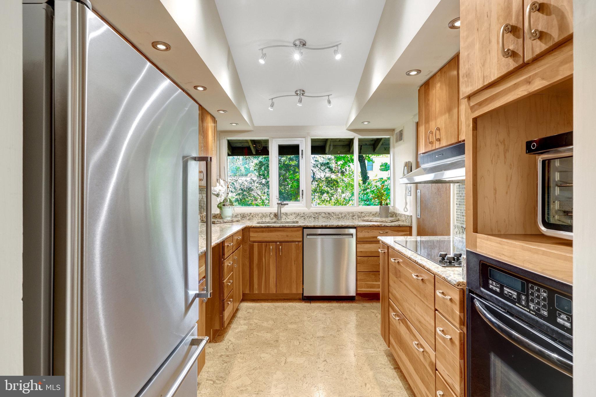 BRYN MAWR - Residential