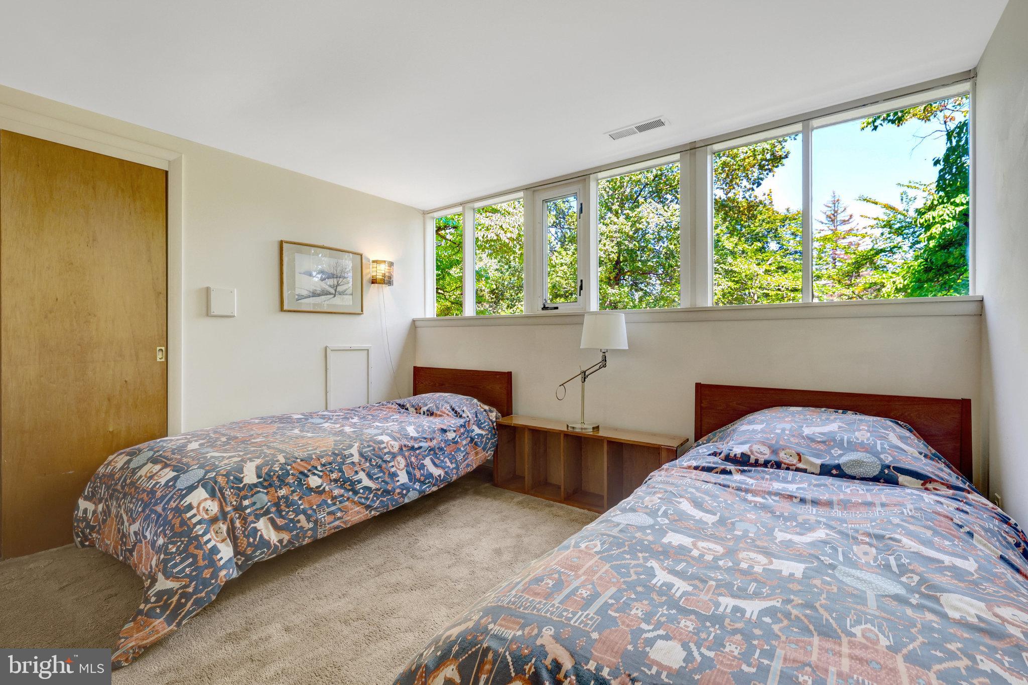 BRYN MAWR - Residential