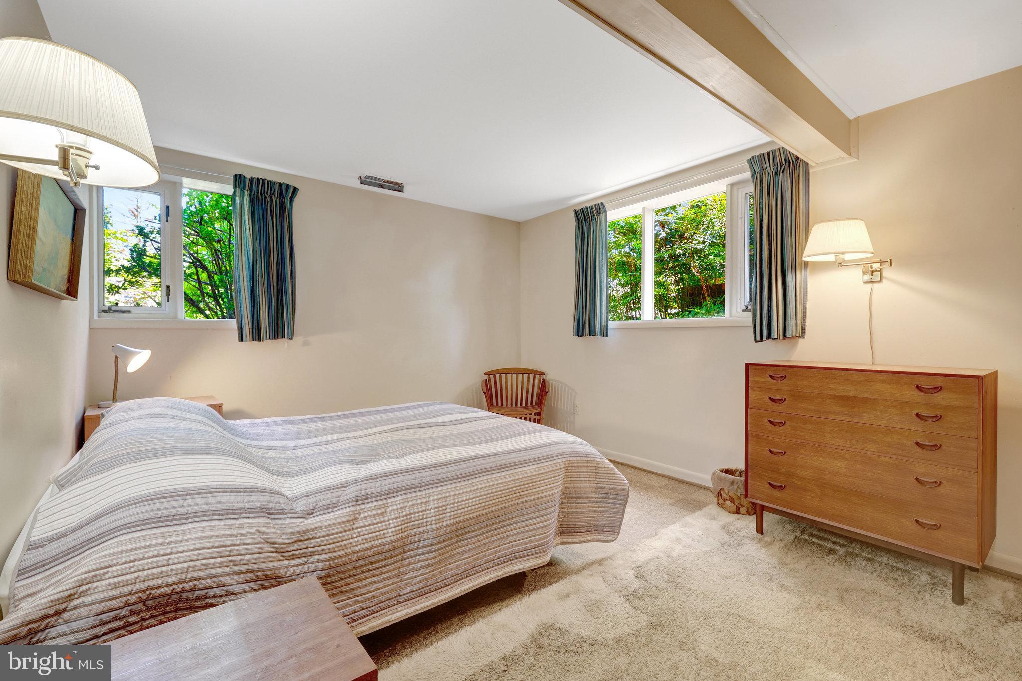 BRYN MAWR - Residential