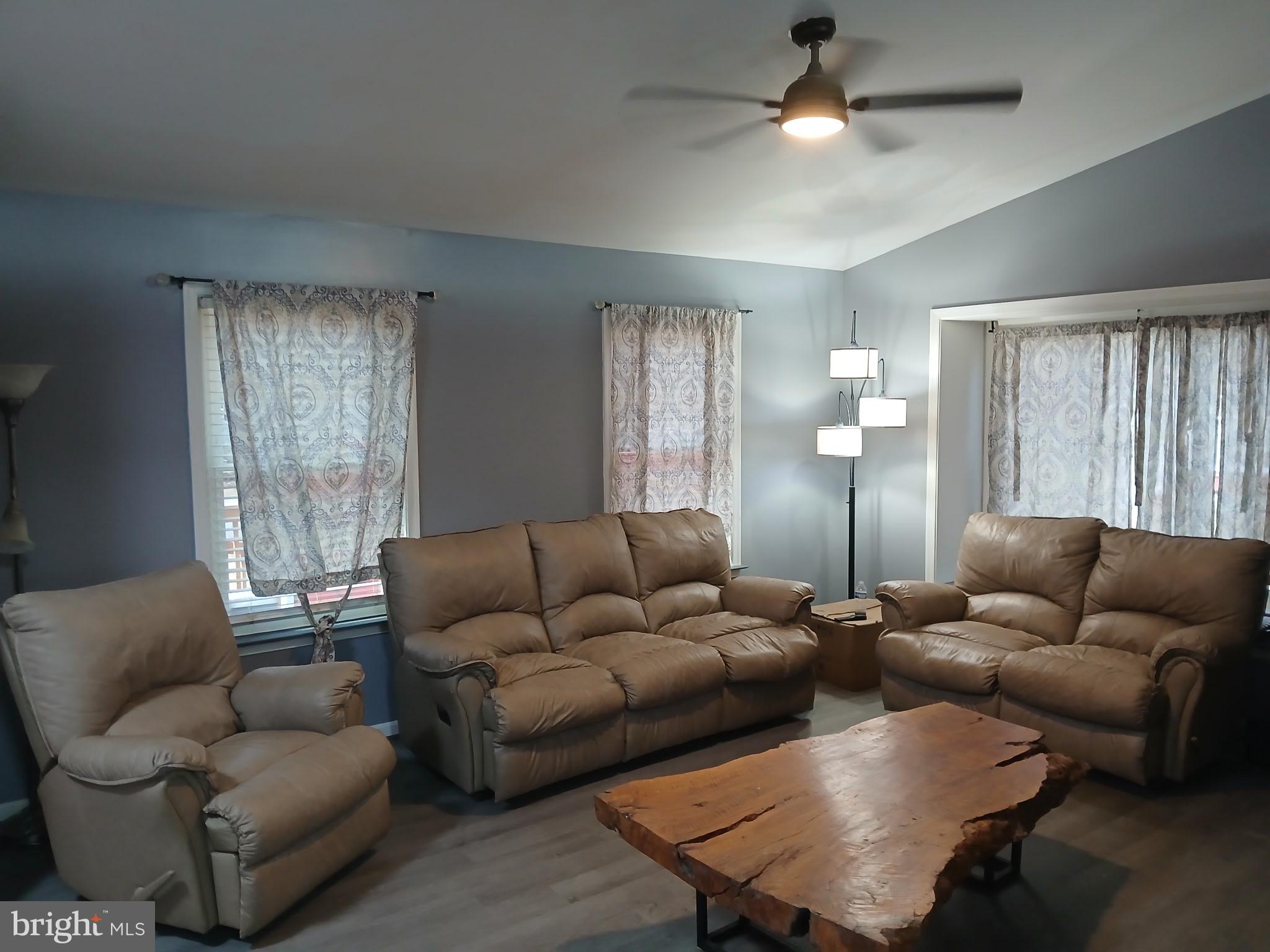 WESTMORELAND SHORES - Residential