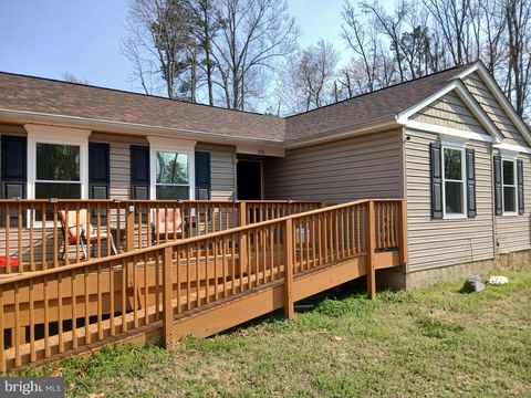 506 ROLANDO DRIVE COLONIAL BEACH VA 22443