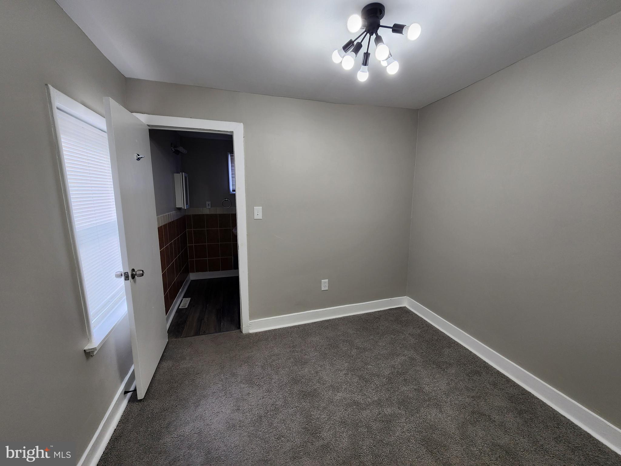 BROADWAY EAST - Residential