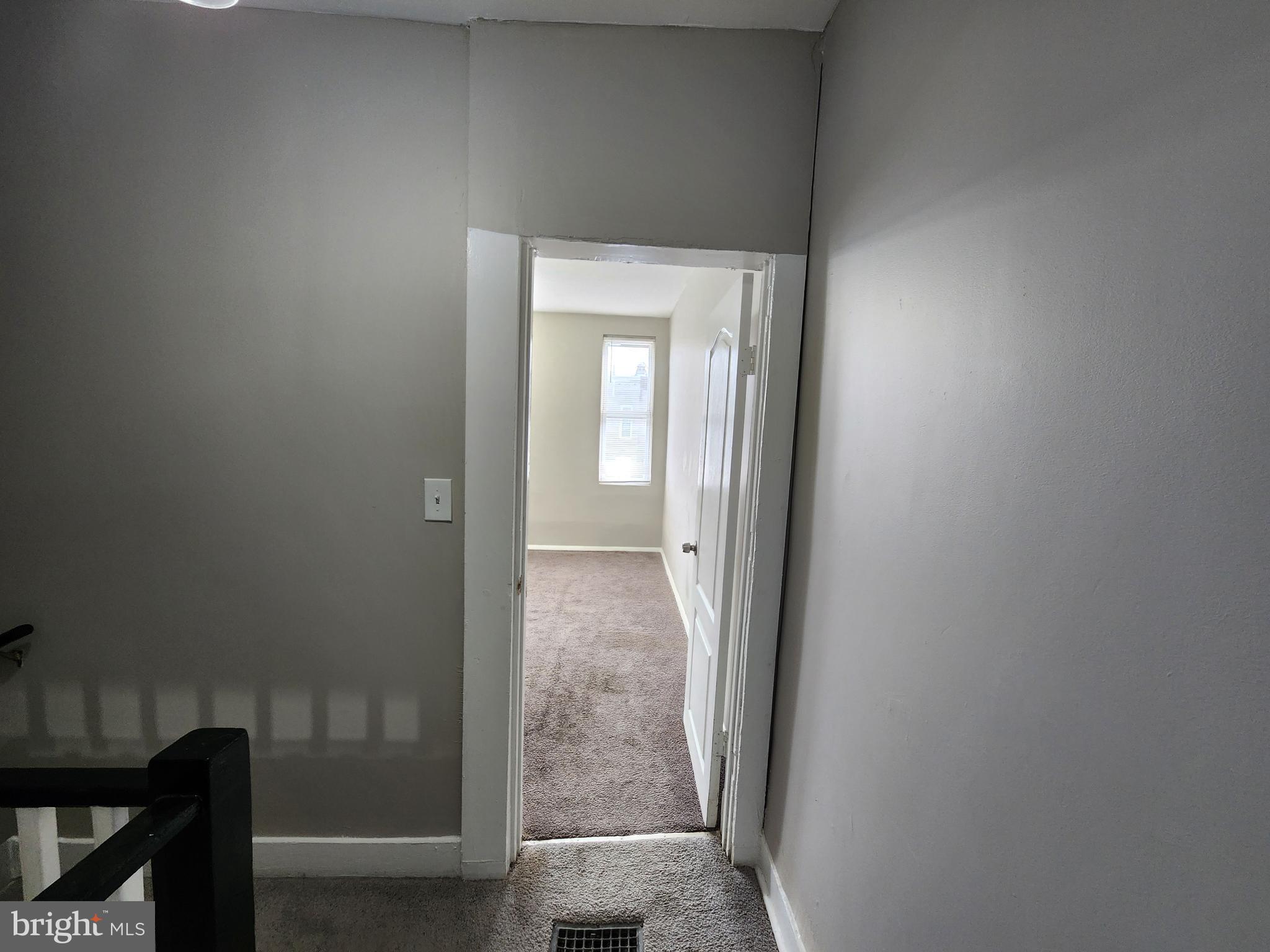 BROADWAY EAST - Residential