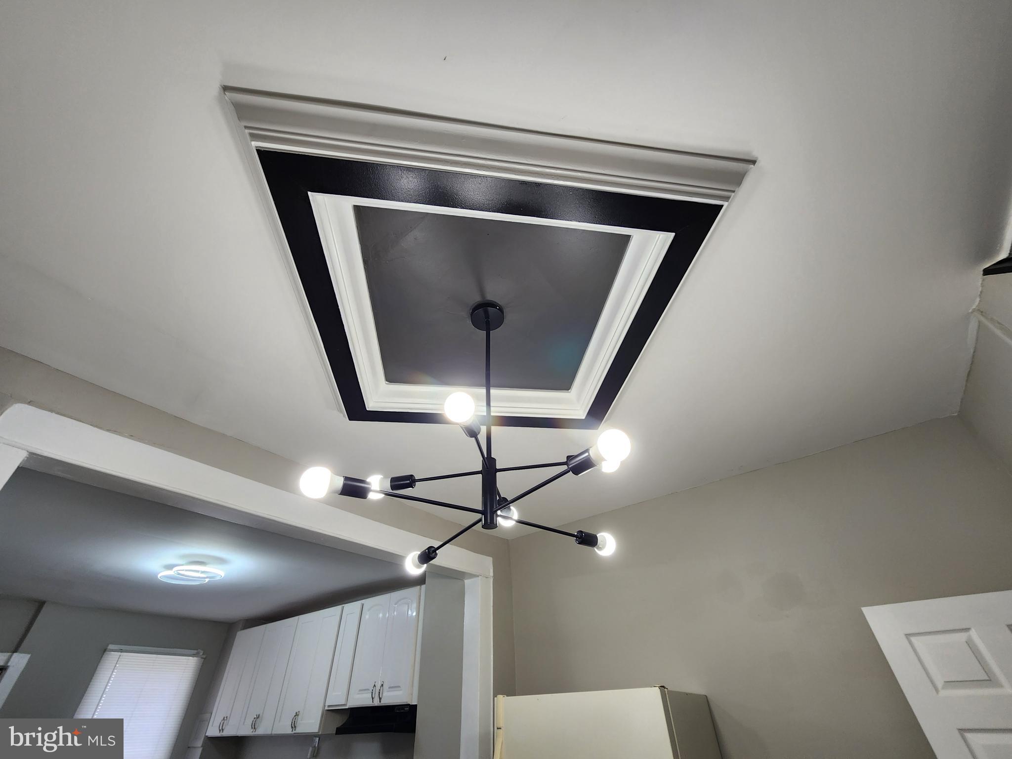 BROADWAY EAST - Residential