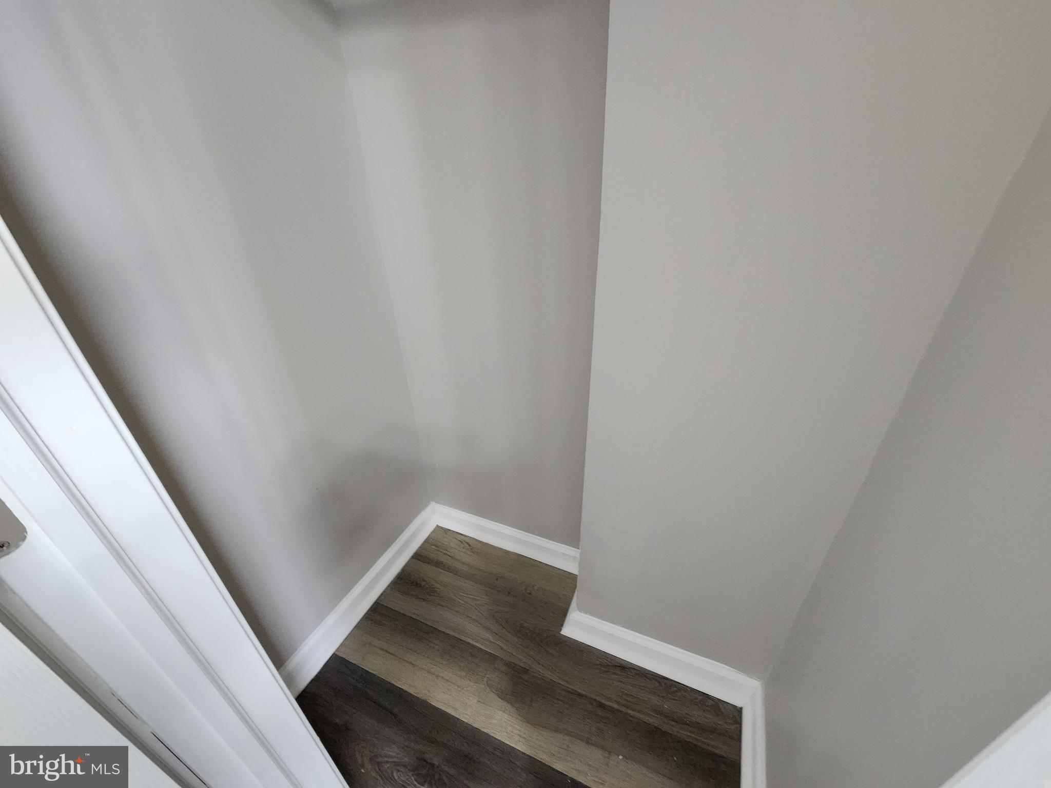 BROADWAY EAST - Residential