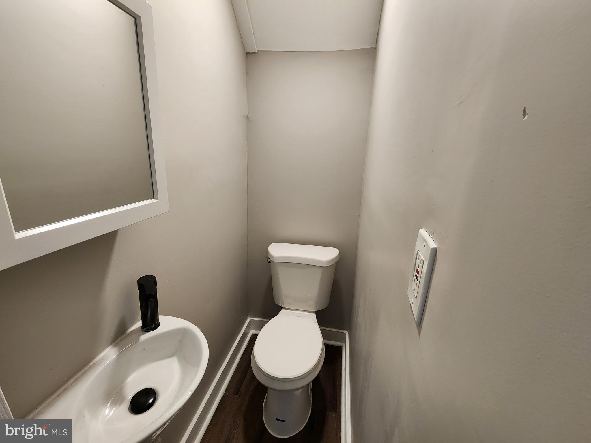 BROADWAY EAST - Residential