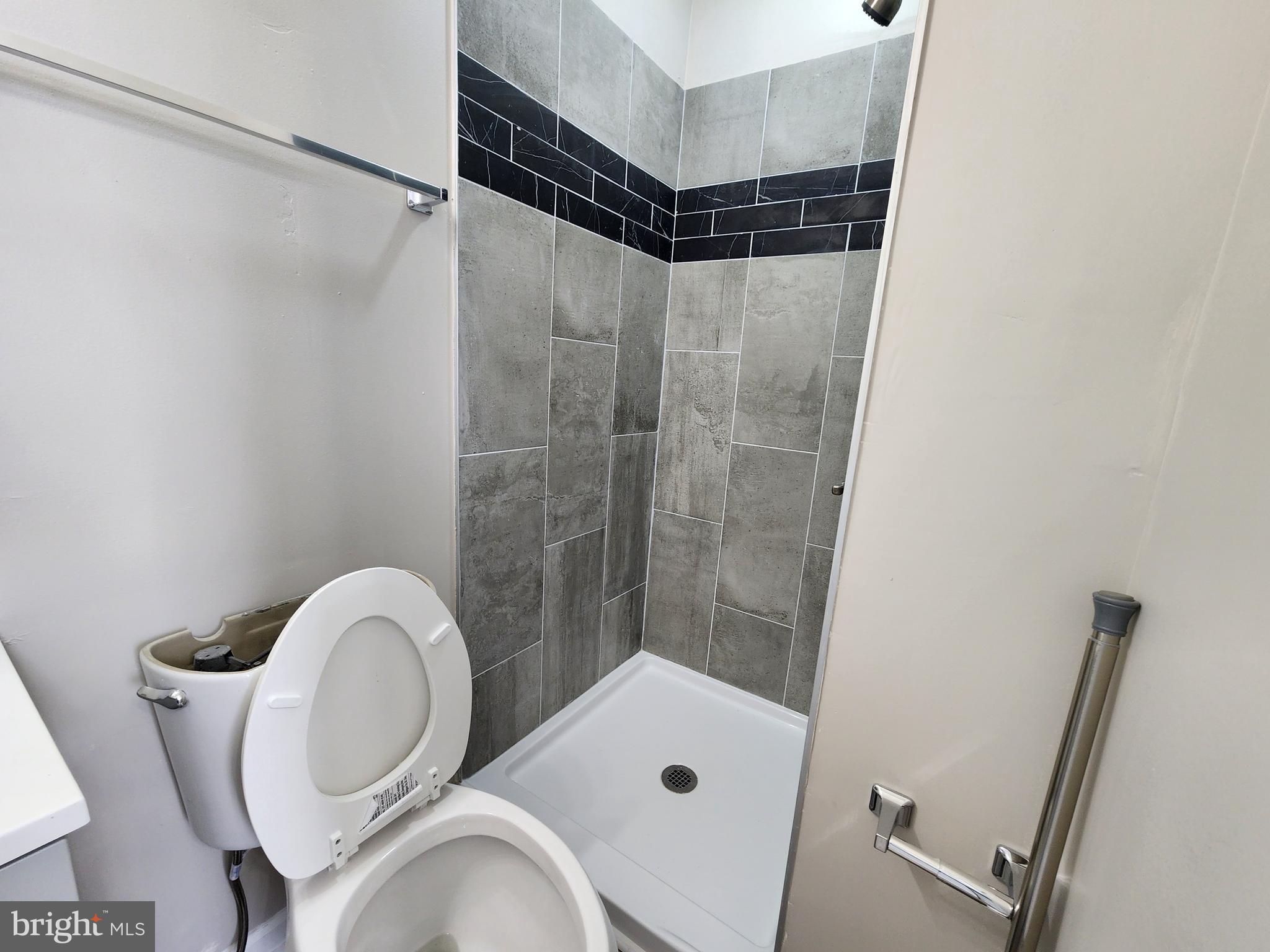 BROADWAY EAST - Residential