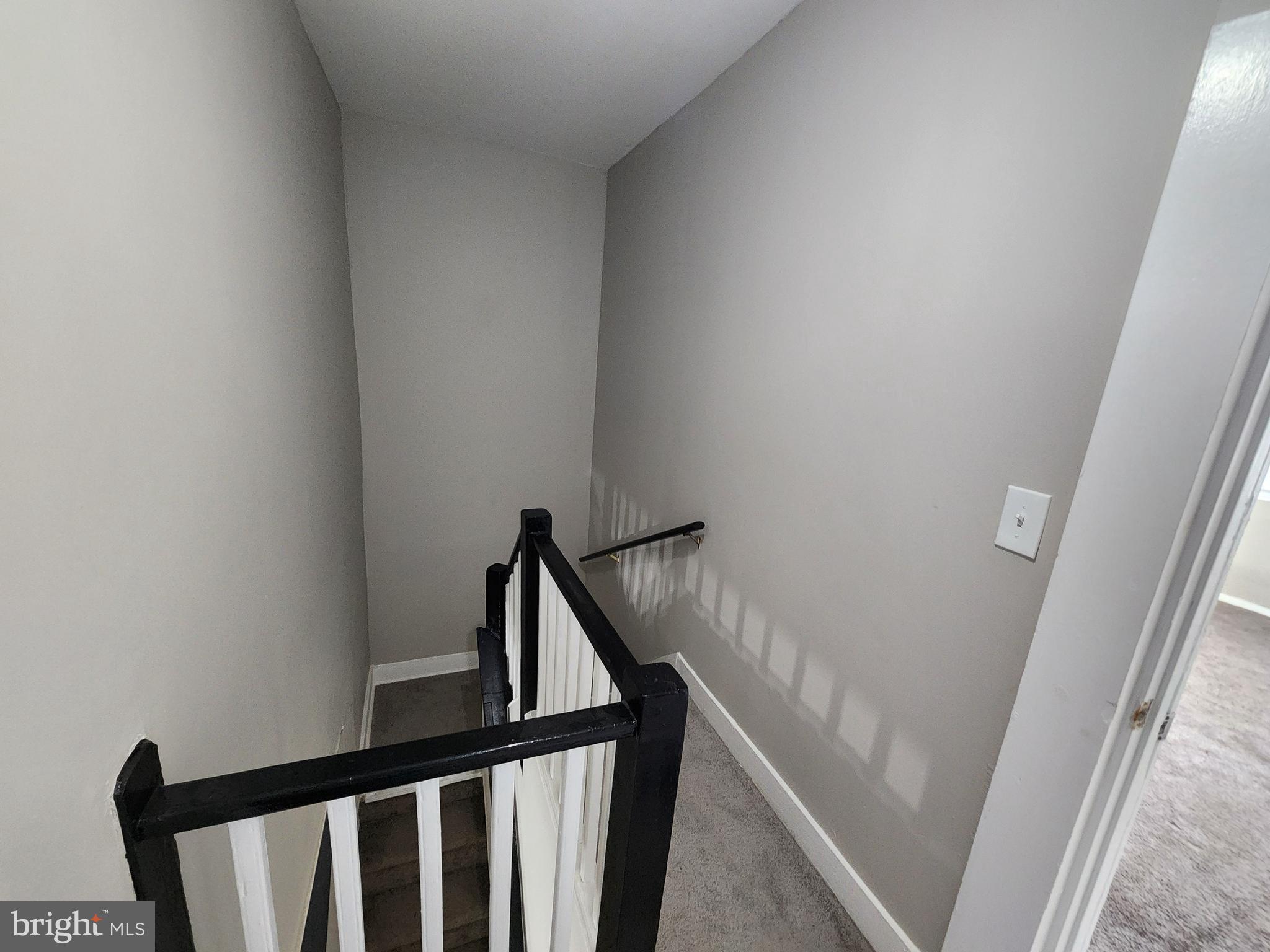 BROADWAY EAST - Residential