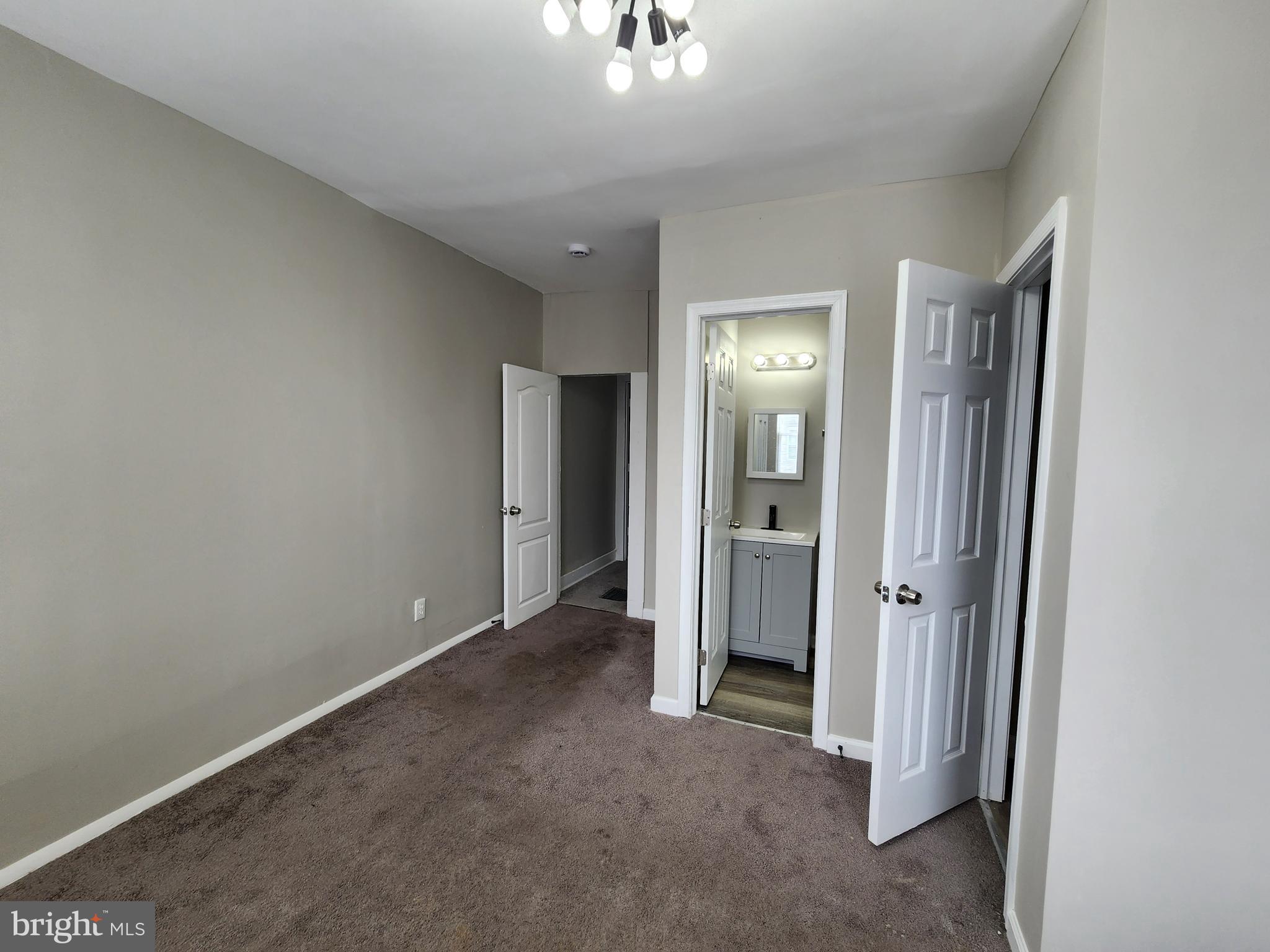 BROADWAY EAST - Residential