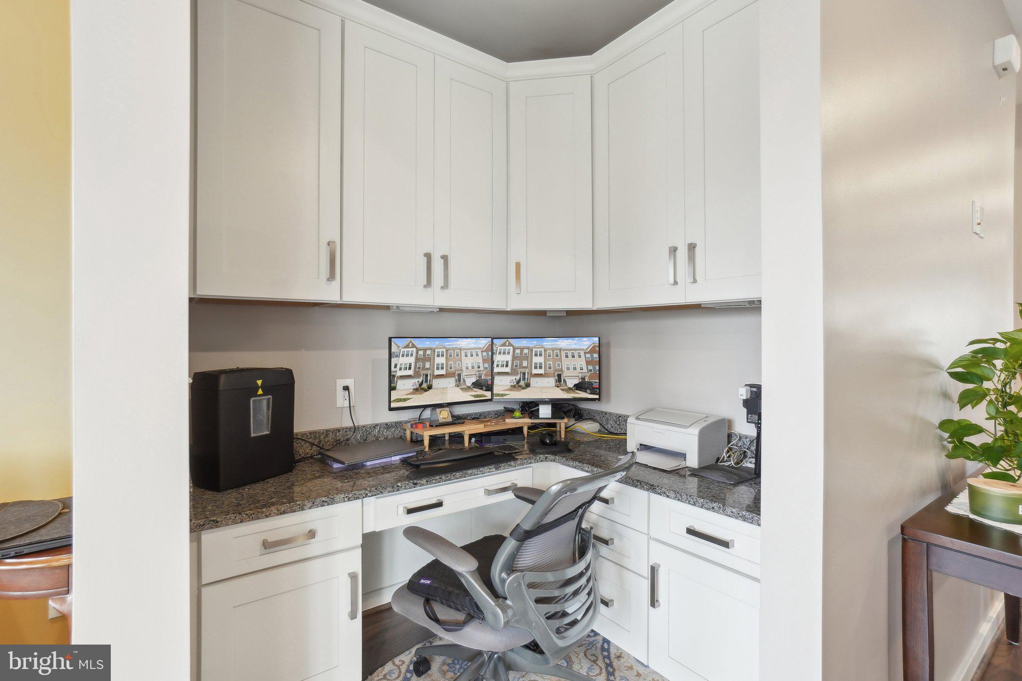 OVERLOOK AT UNIVERSITY CENTER - Residential