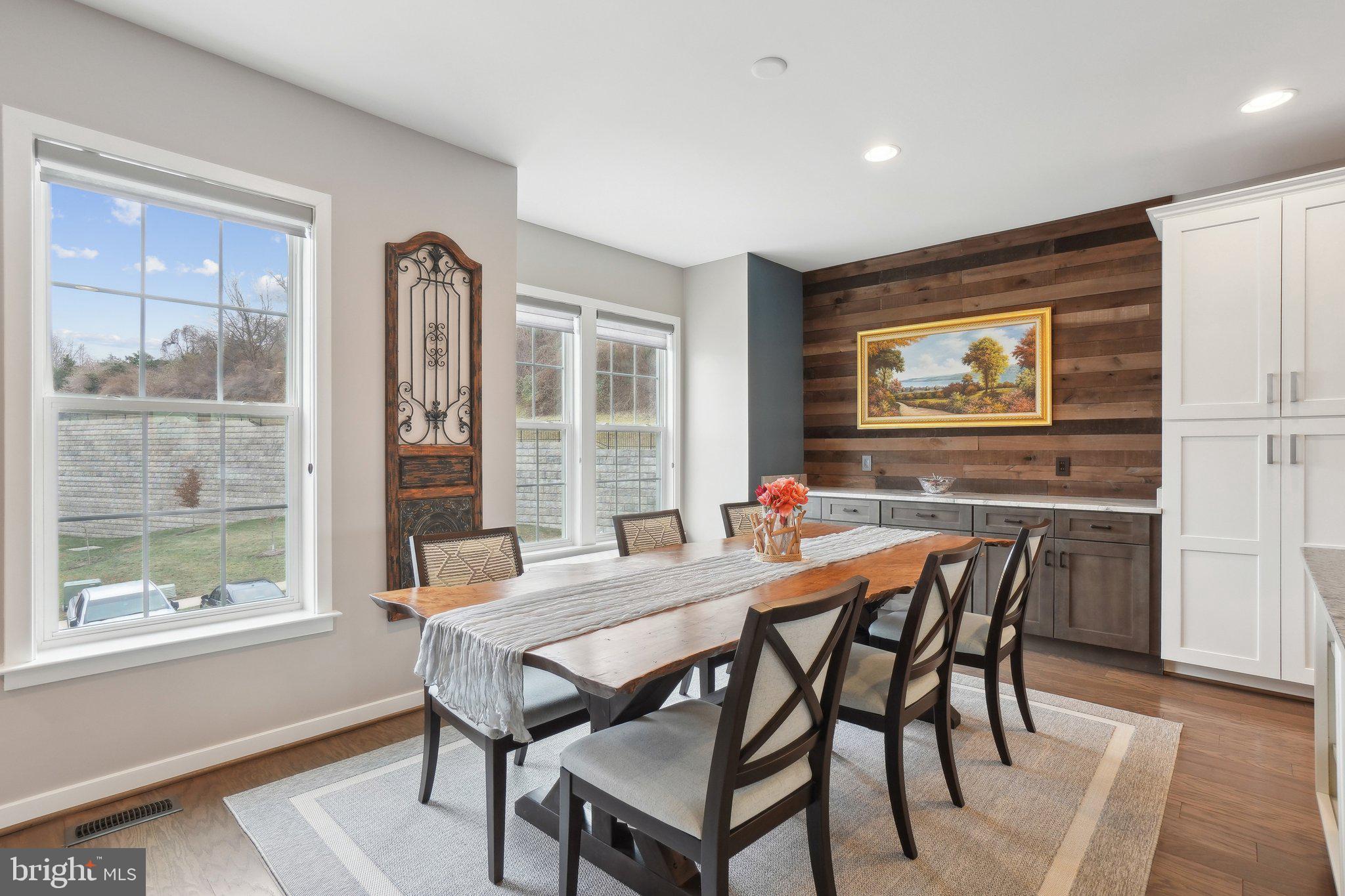 OVERLOOK AT UNIVERSITY CENTER - Residential